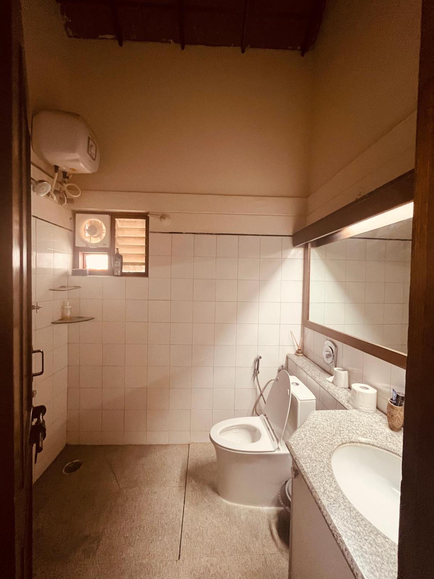 Homestay Serene Cottage-style Near Indiranagar Bangalore