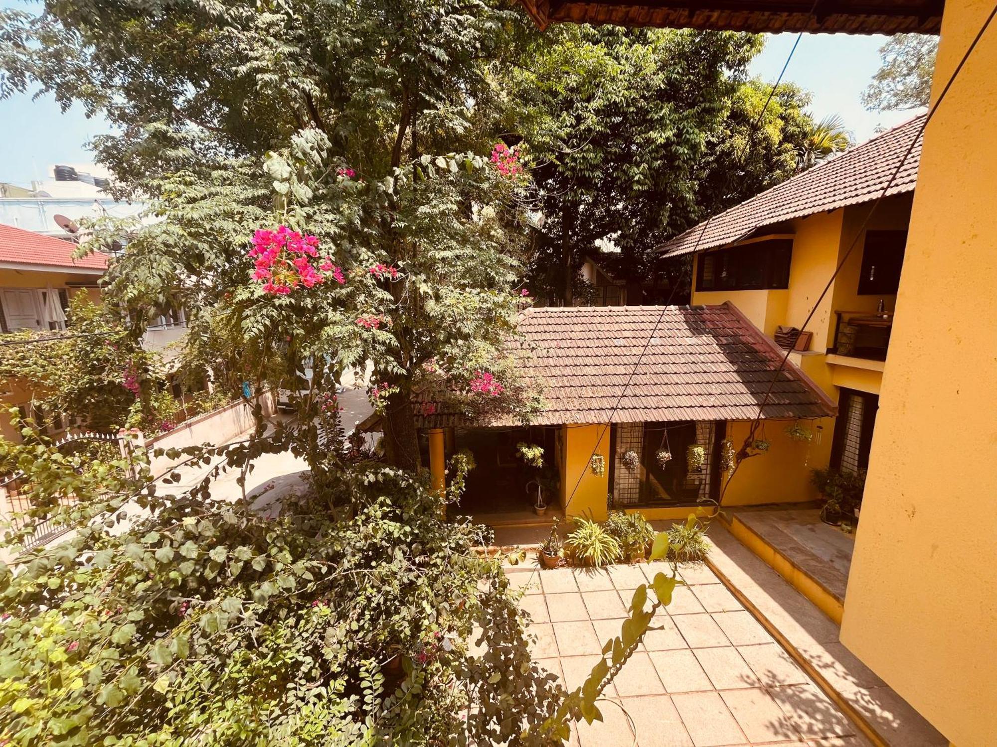 Serene Cottage-style Near Indiranagar