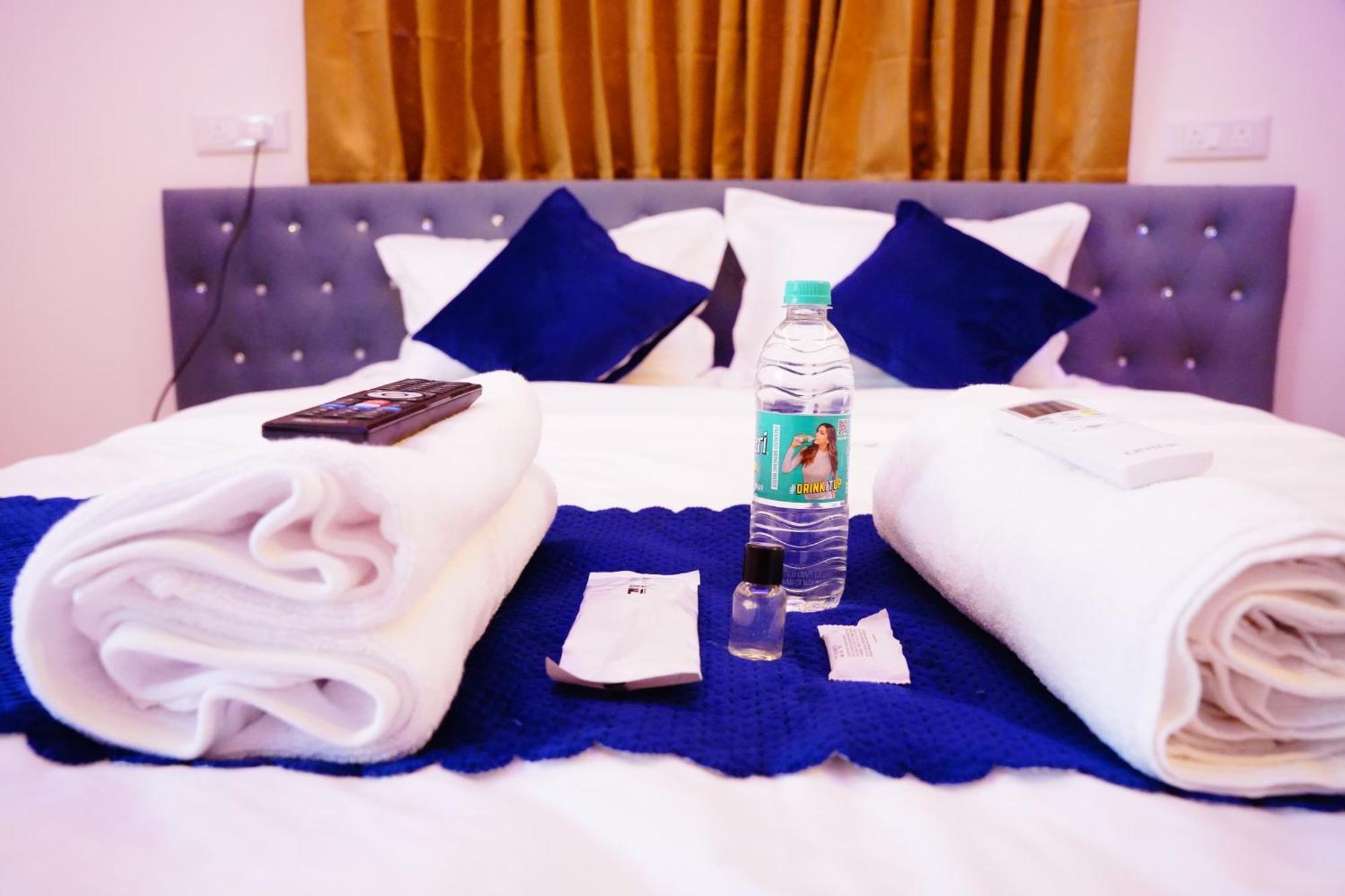 Royal 5*