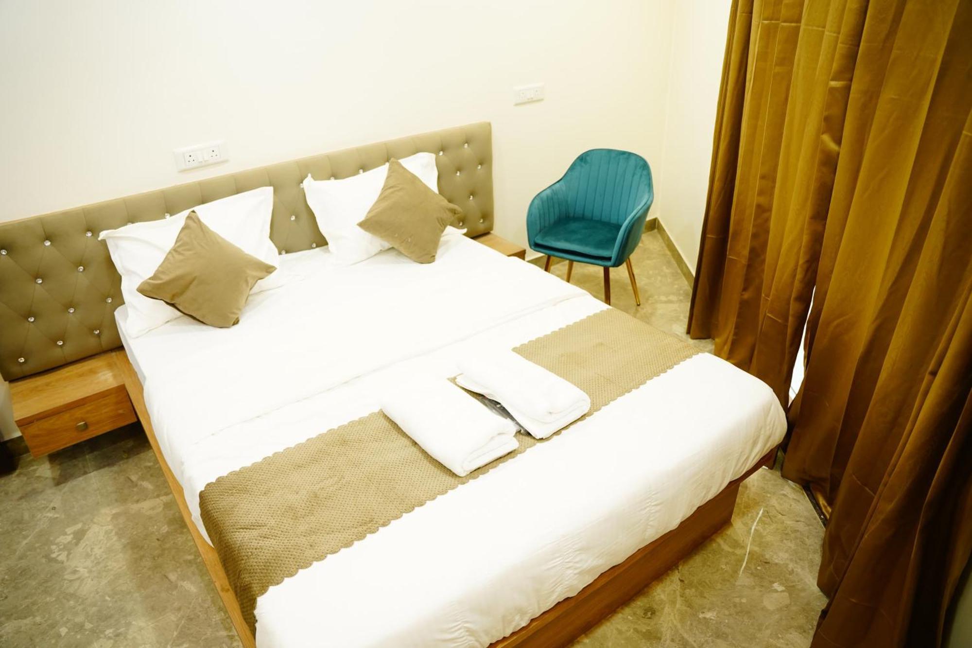 Royal Hotel