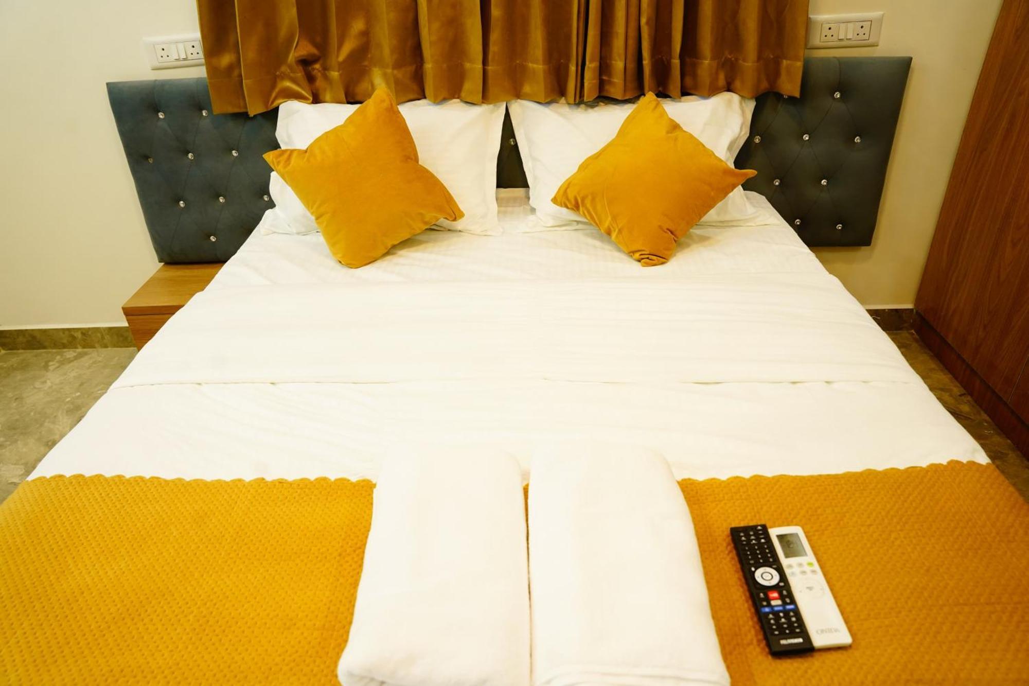 Royal Hotel