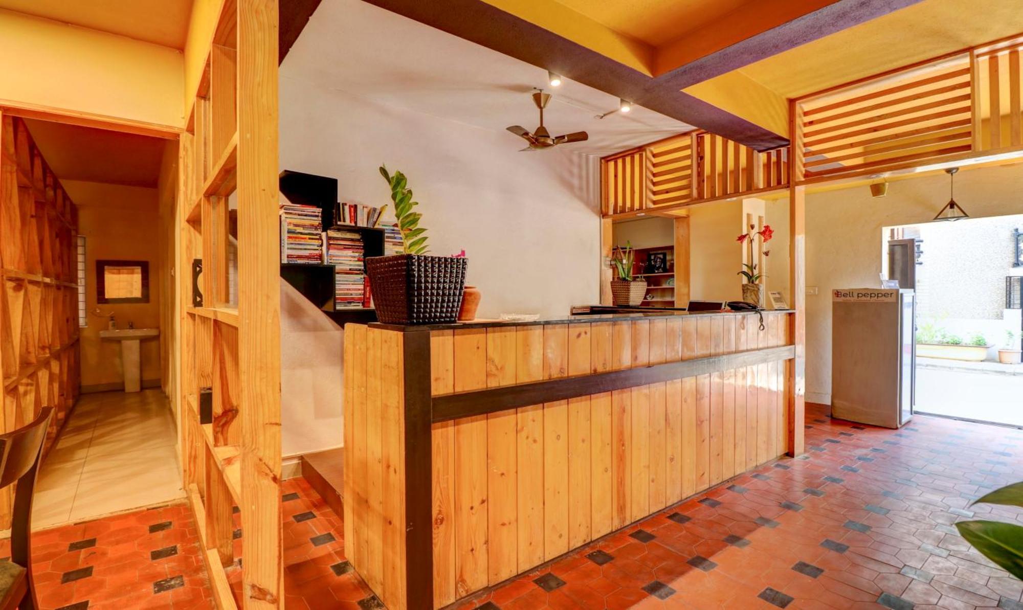 Treebo 12 Degrees West, 750 Mts From Embassy Golf Links Business Park Bangalore