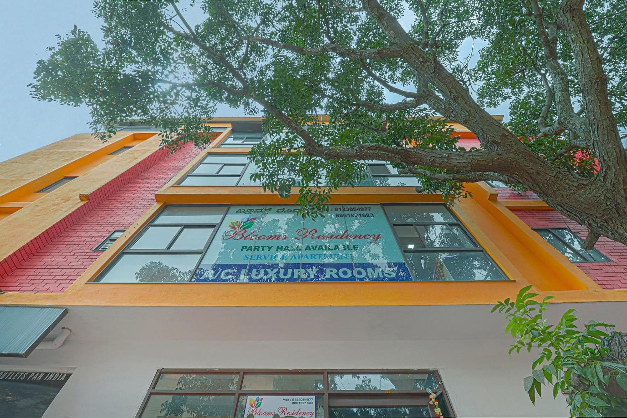 Super O Blooms Residency Near Baiyappanahalli Metro Station Hotel 4*
