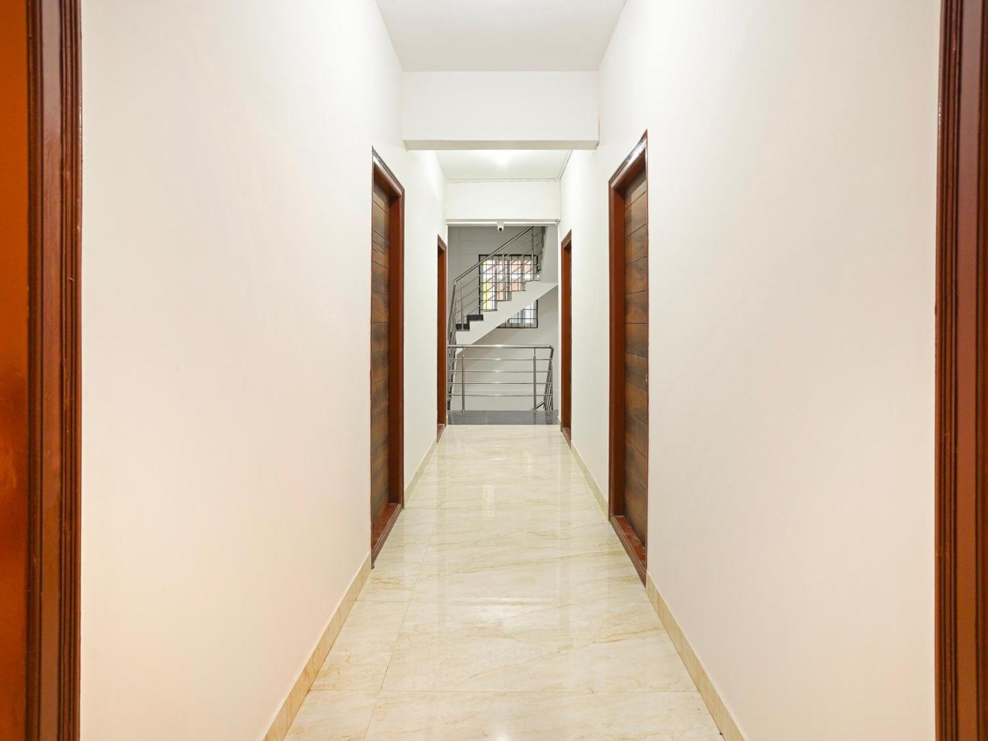 Hotel O Blissfull Stay 3*