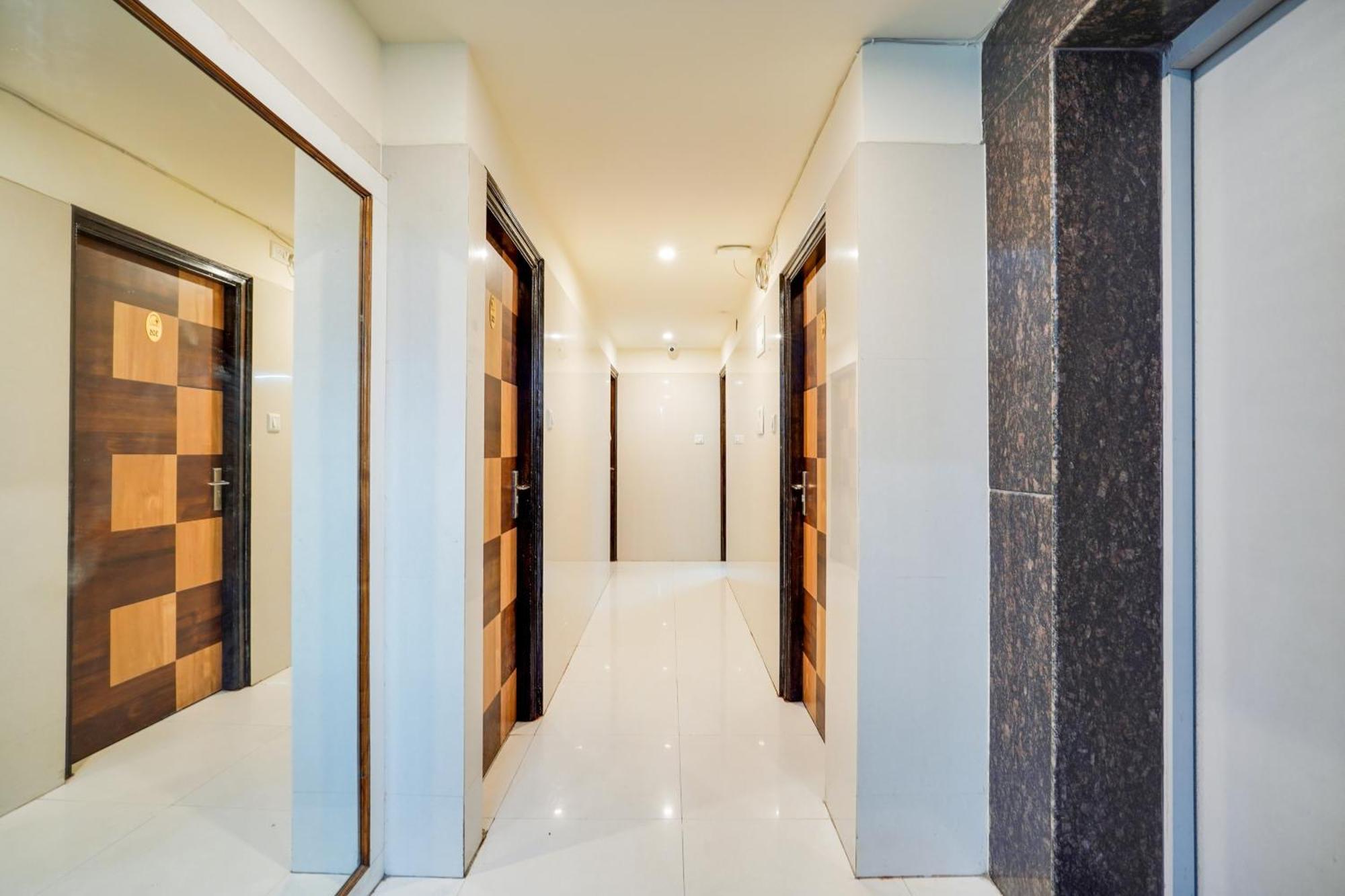 O S. Nandhi Residency 3* Bangalore