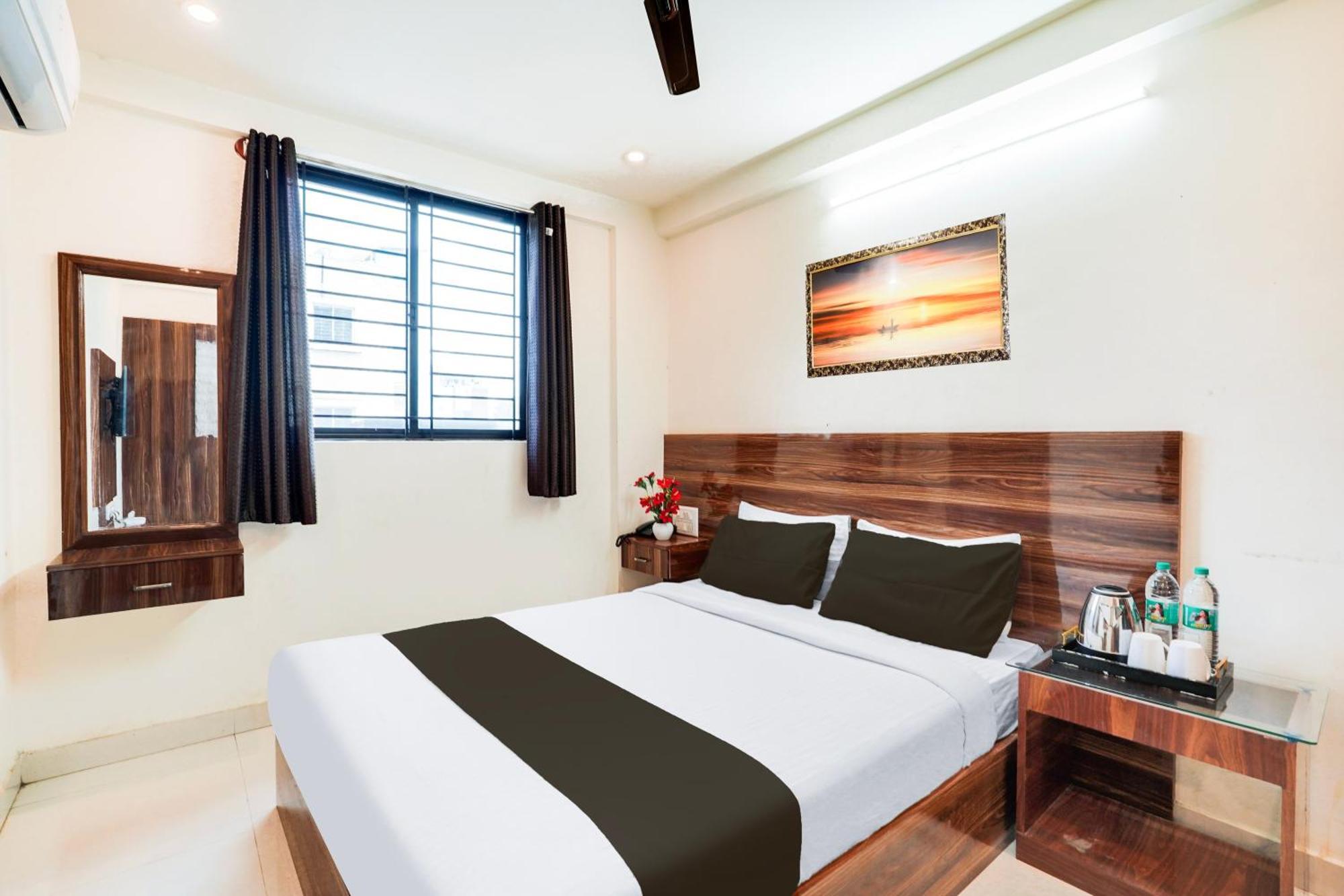 O S. Nandhi Residency Hotel