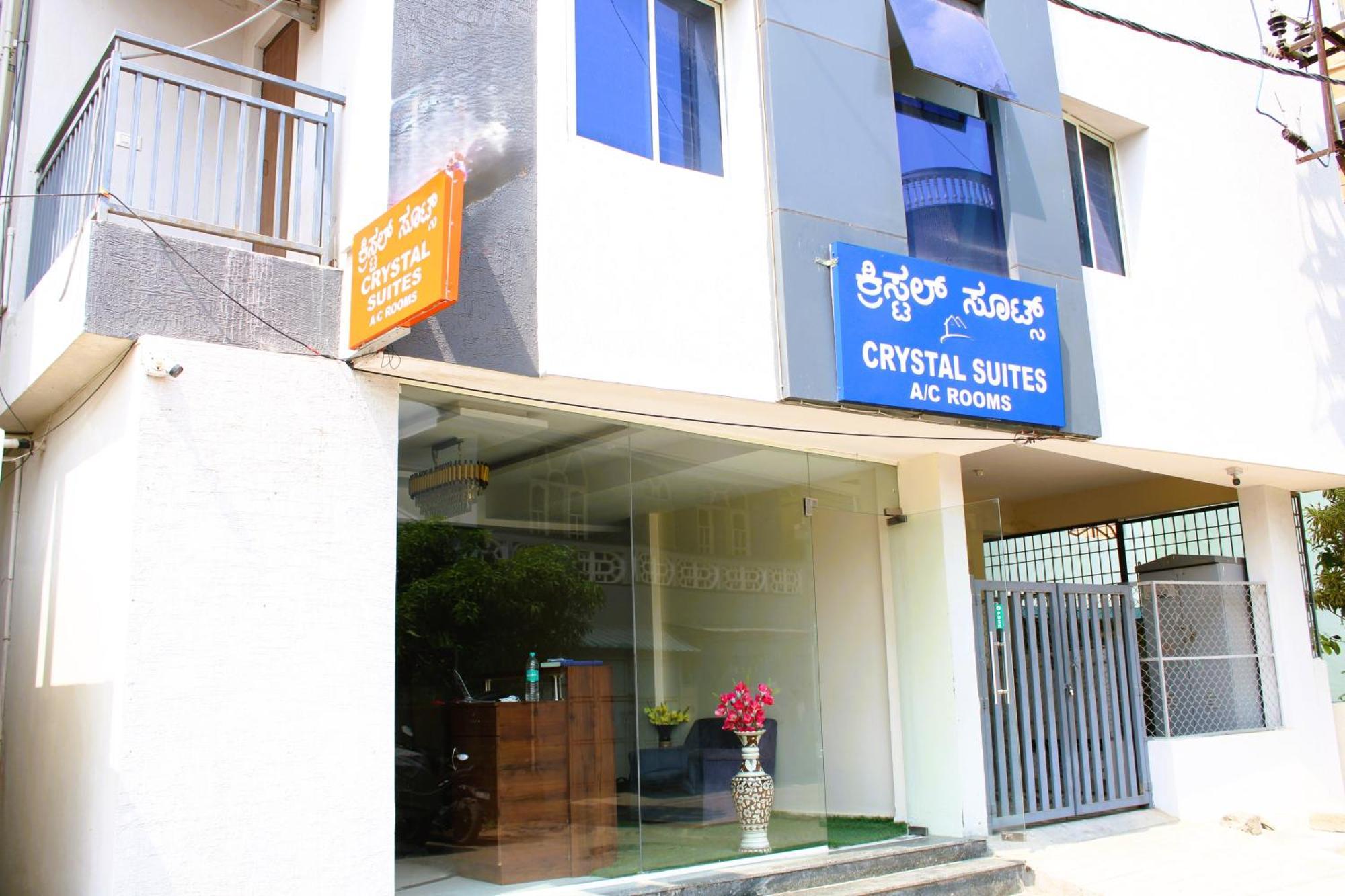 Hotel Crystal