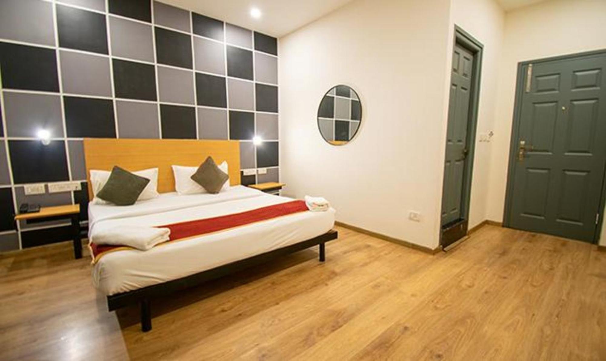 Hotel Fabhotel Moonlight 3*