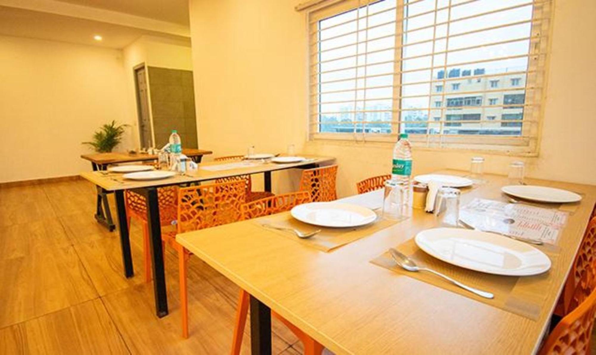 Fabhotel Moonlight 3*