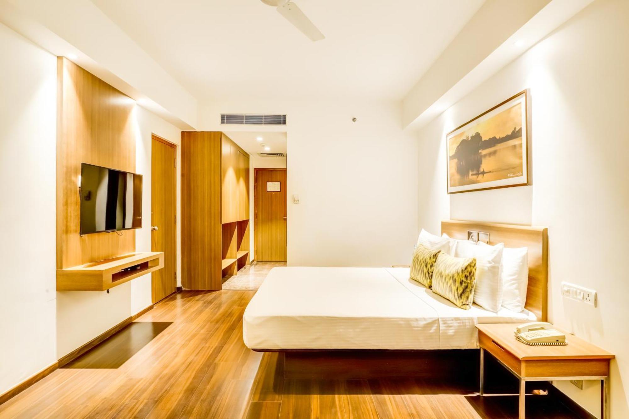 Hotel Lemon Tree Electronics Bangalore