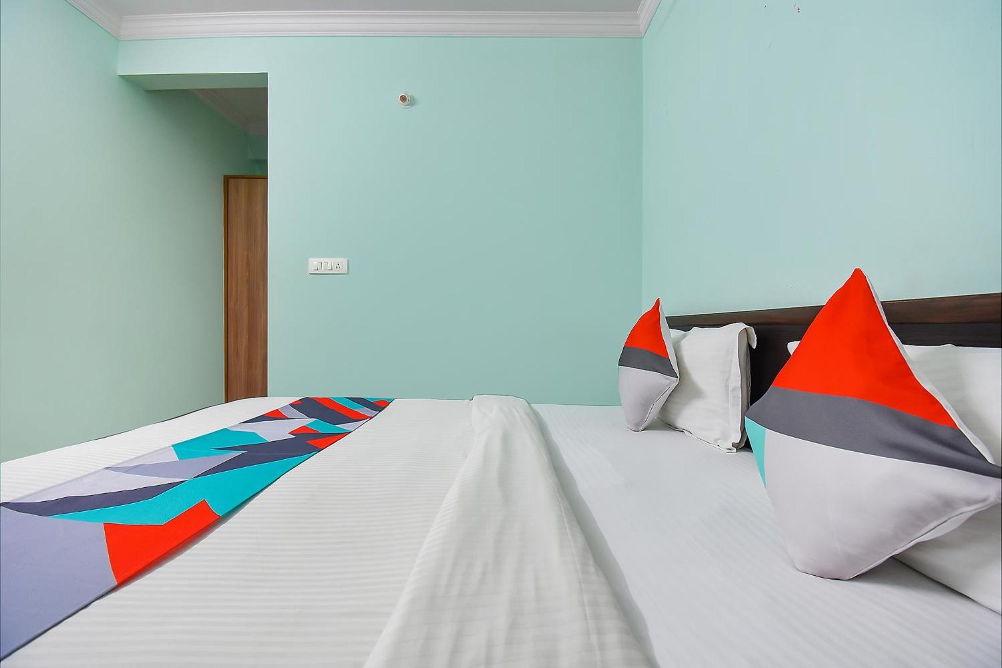 Fabexpress Ivory Pearl - Btm Layout, Nr Forum Mall 3* Bangalore