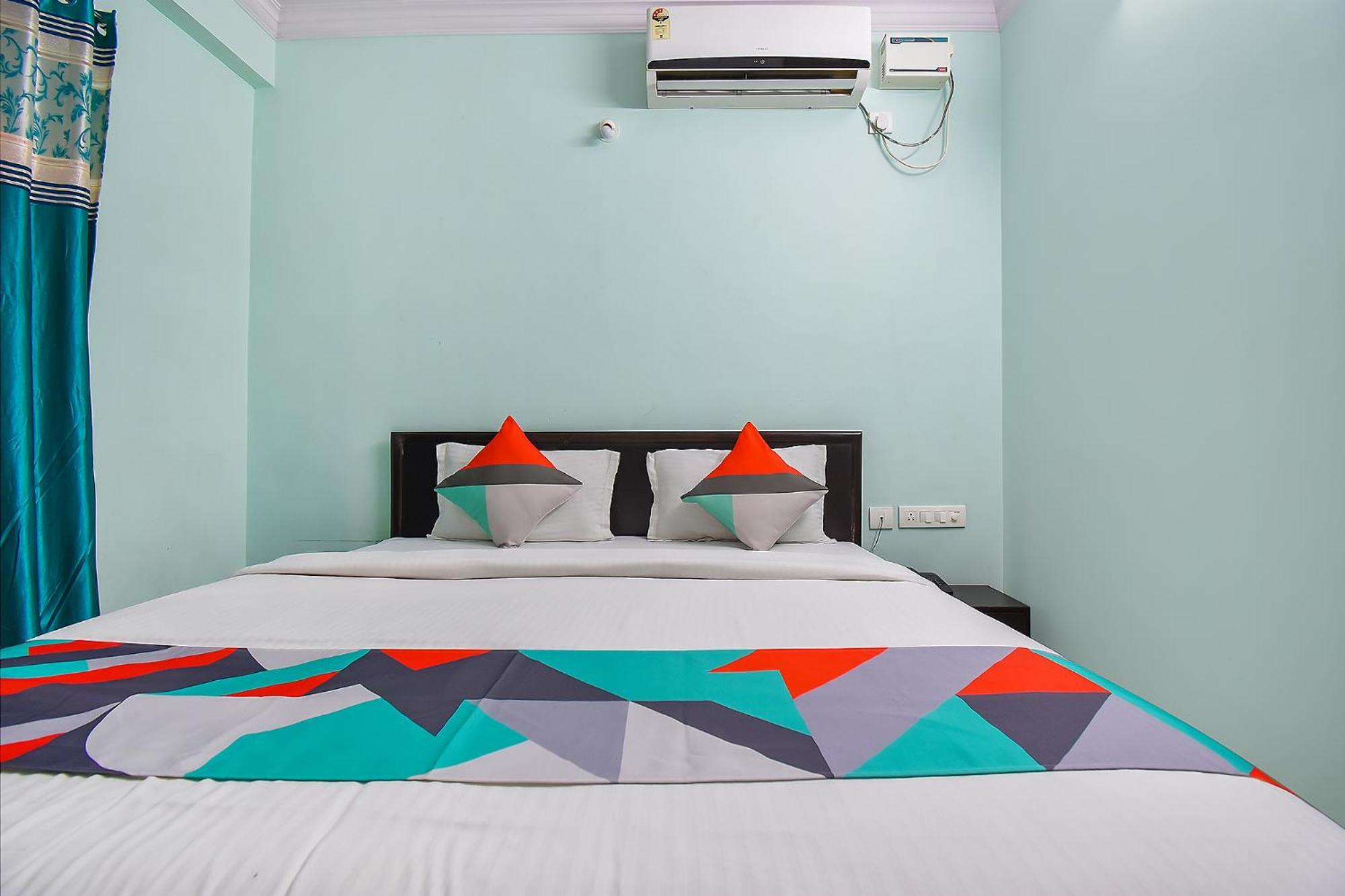 Fabexpress Ivory Pearl - Btm Layout, Nr Forum Mall Hotel Bangalore