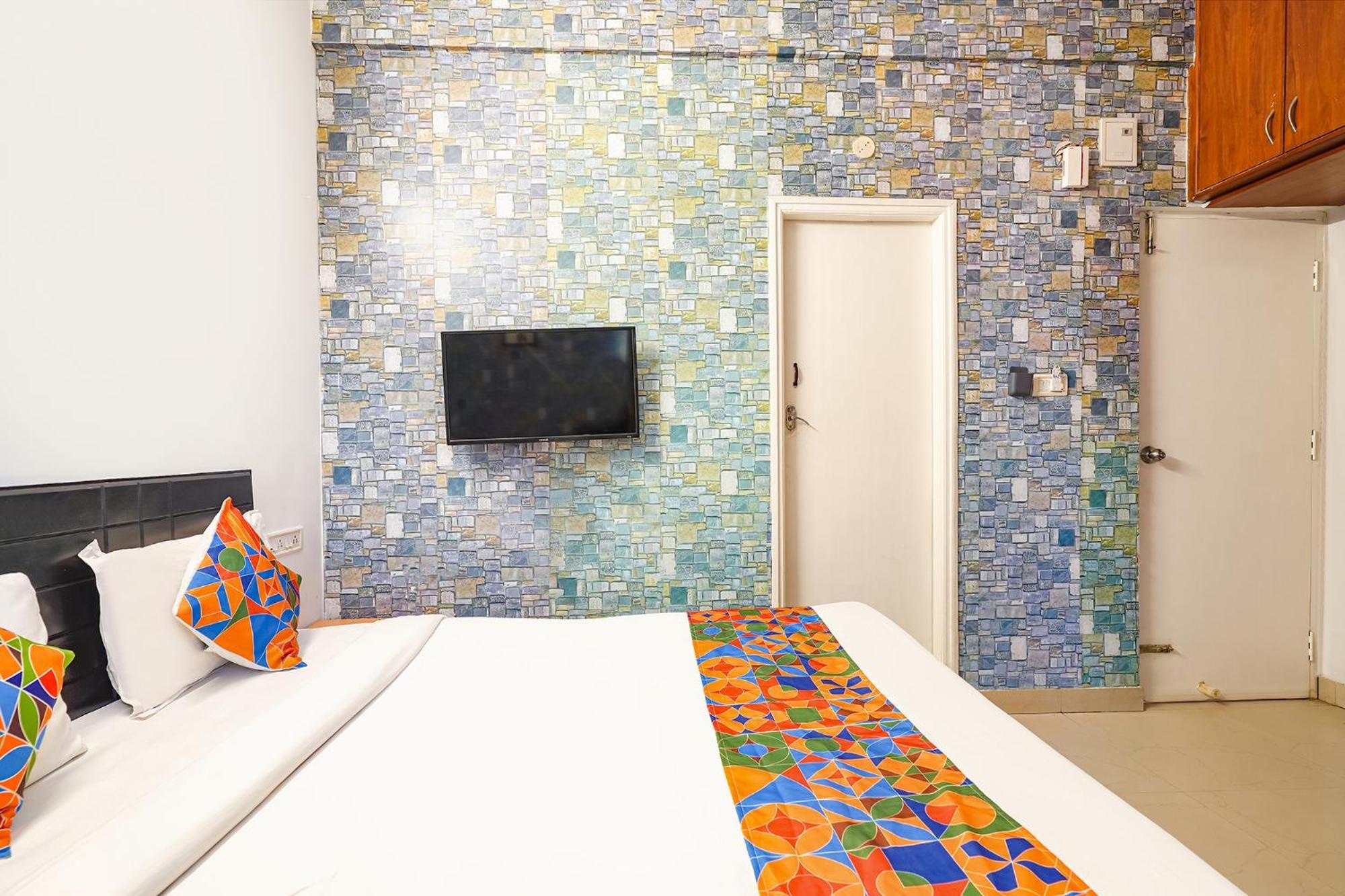 Fabexpress Kings I Hotel 3*