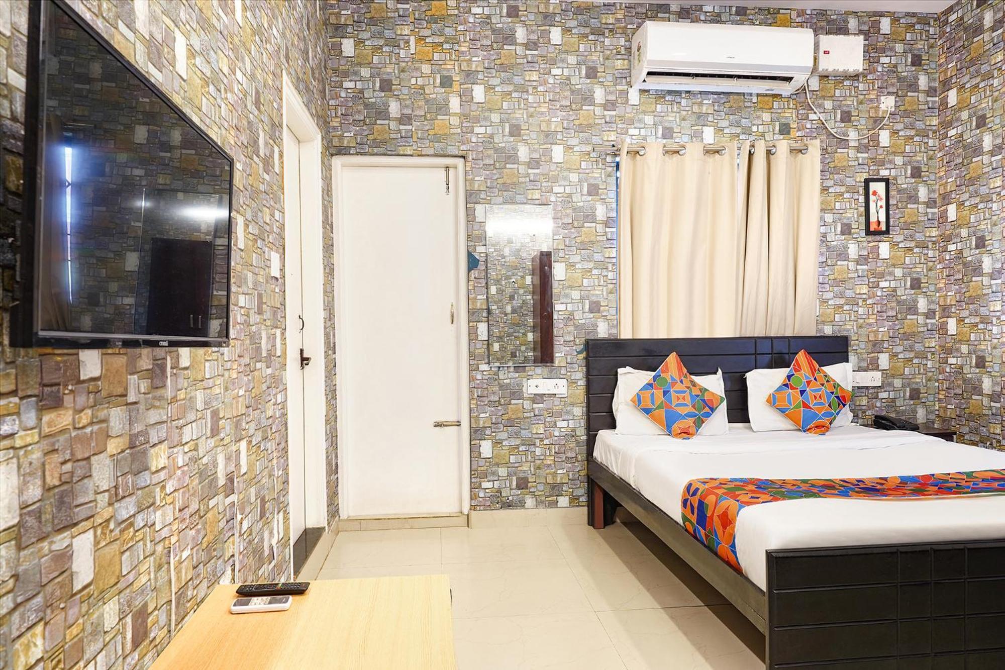 Hotel Fabexpress Kings I