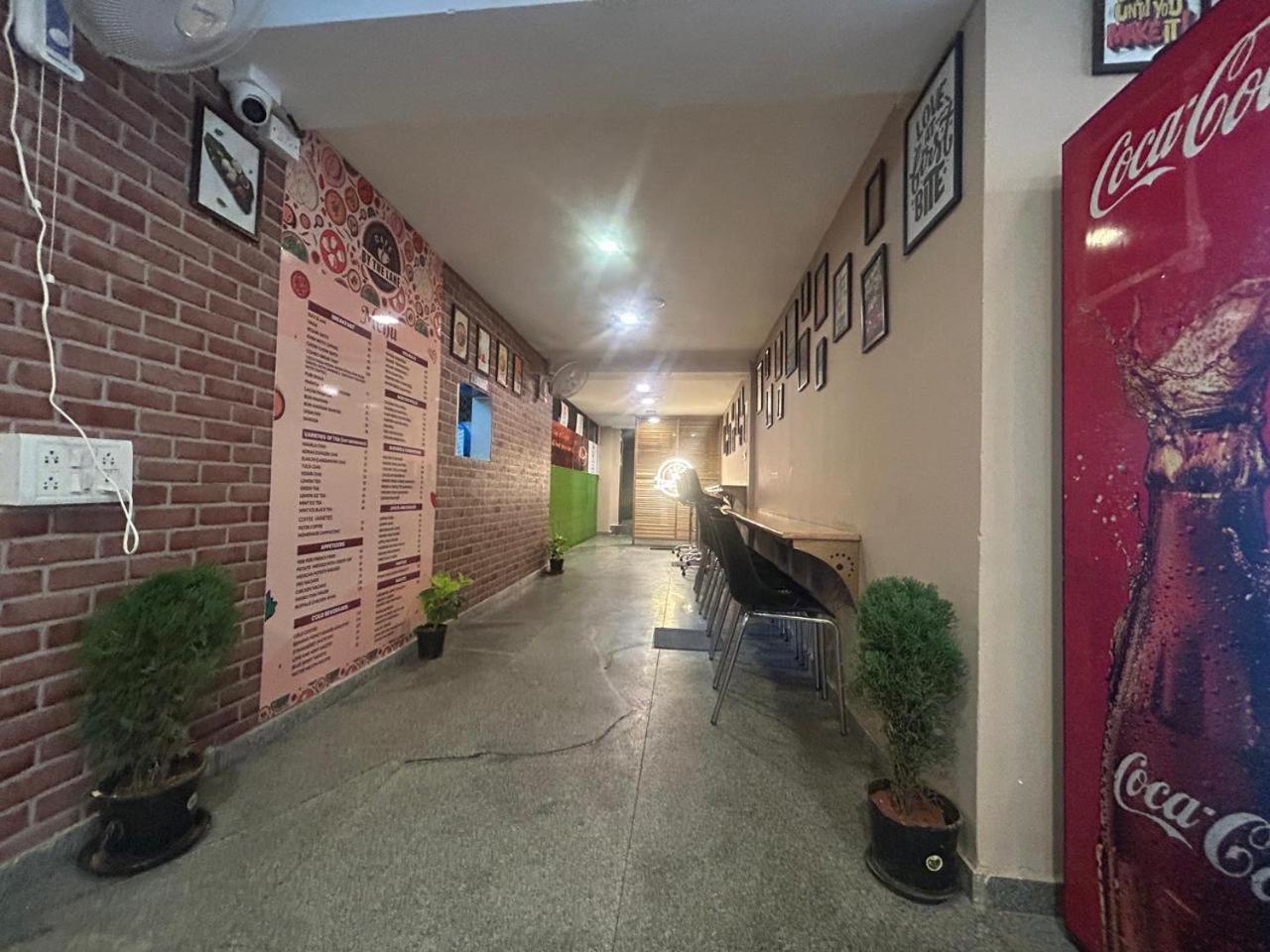 The Ontime Hotel, 3*