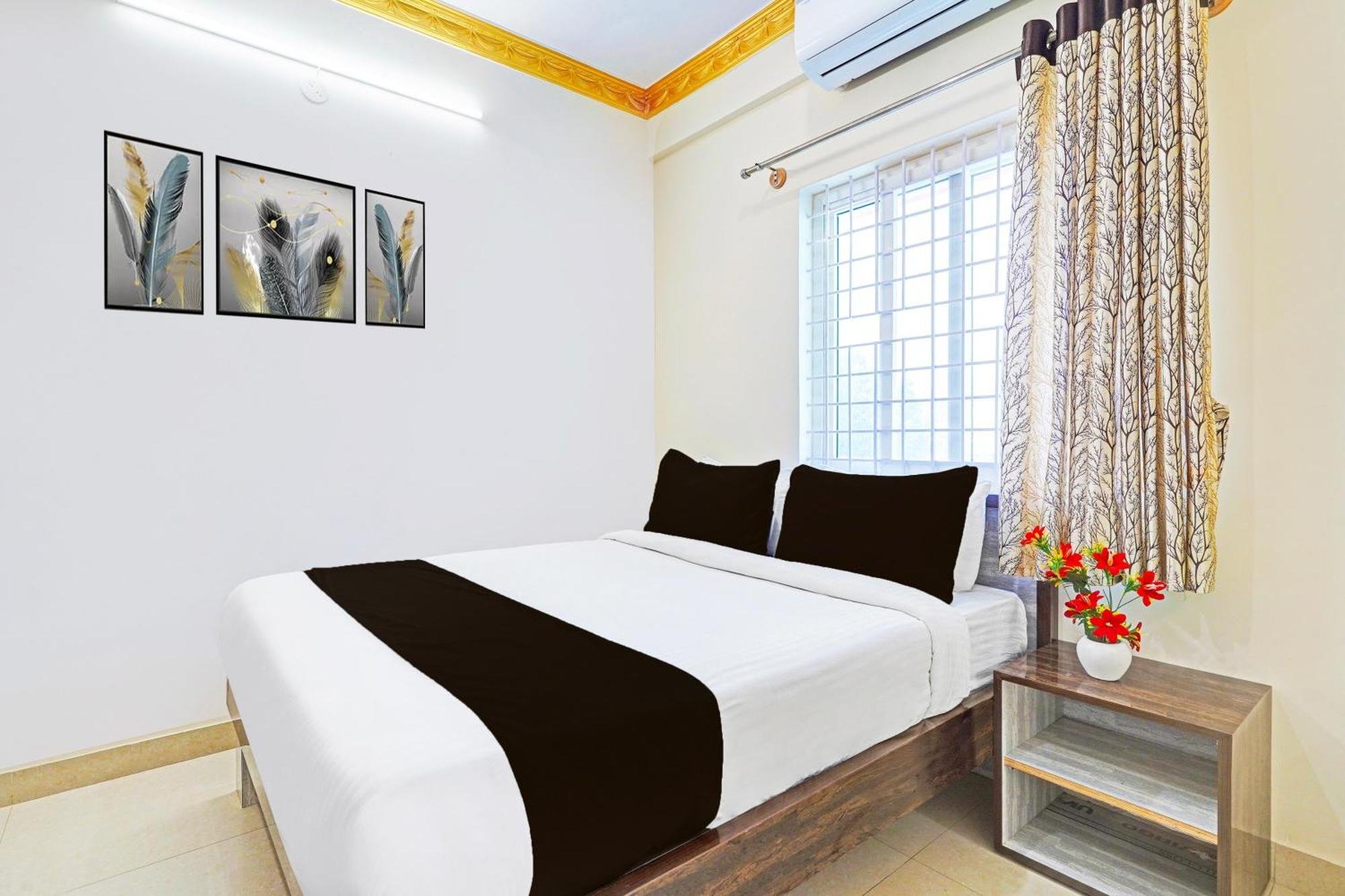 Super Collection O Niladri Road 3* Bangalore