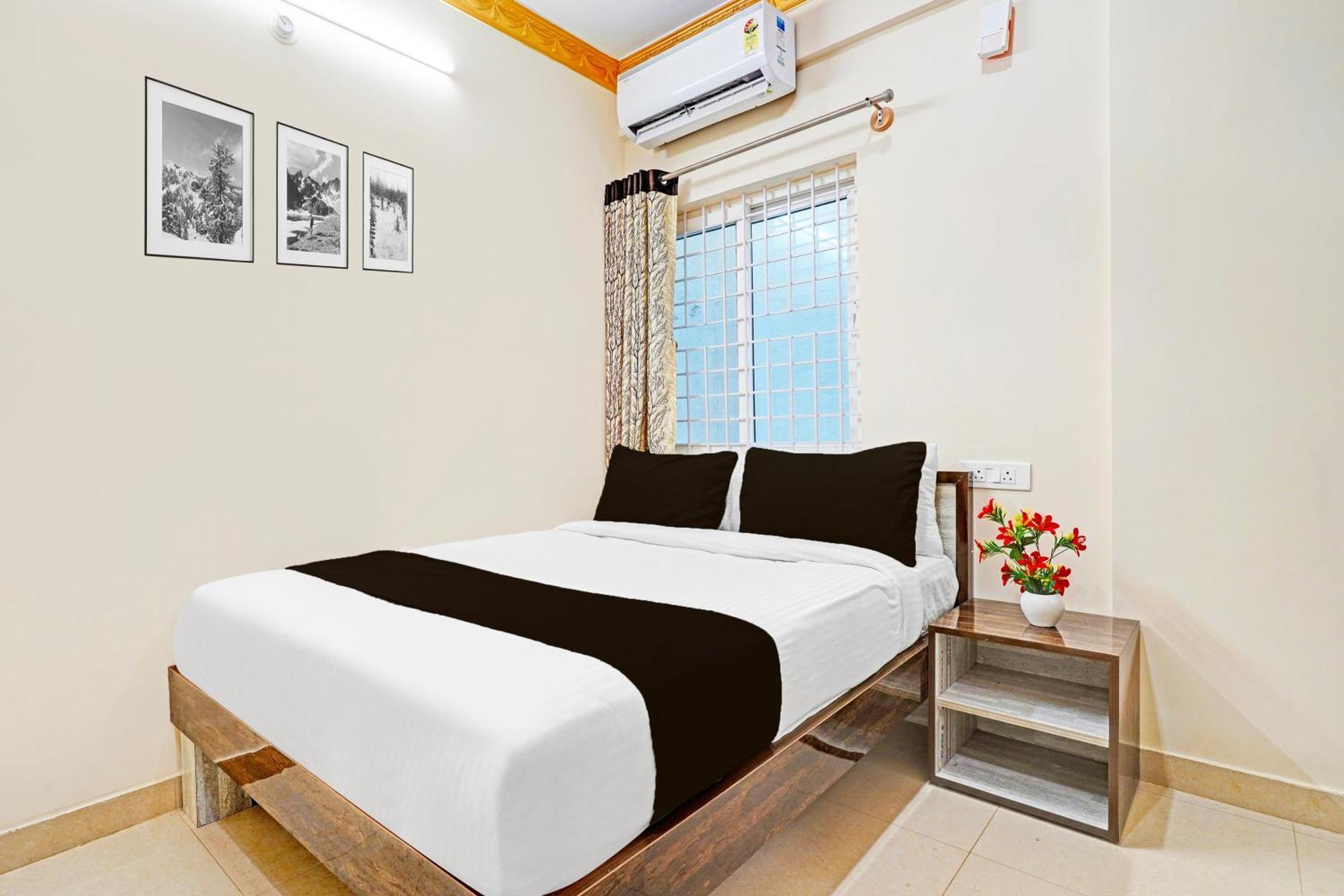 Super Collection O Niladri Road Hotel Bangalore