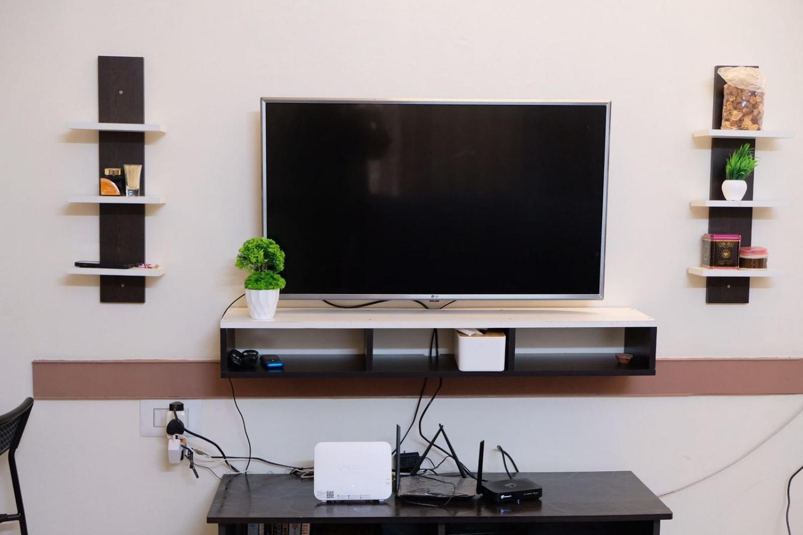 Budget 2 Bhk Near Palace Ground Bangalore