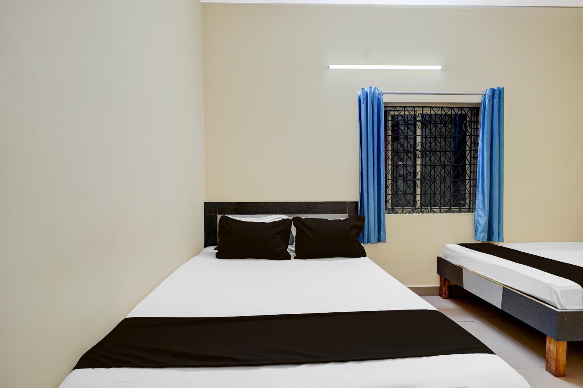 O Bluestar Hotel 3*