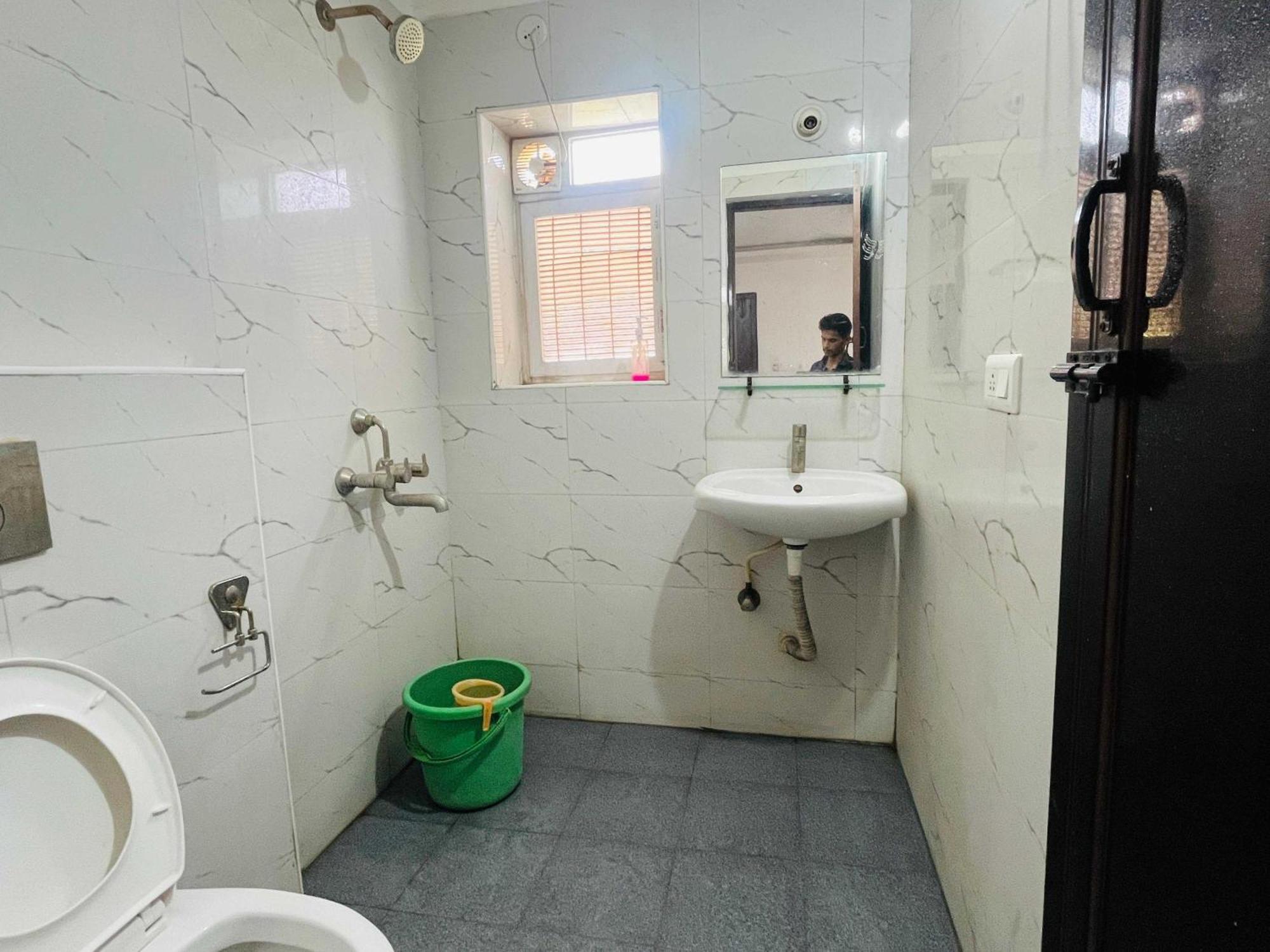 Hotel O Rahat Comforts