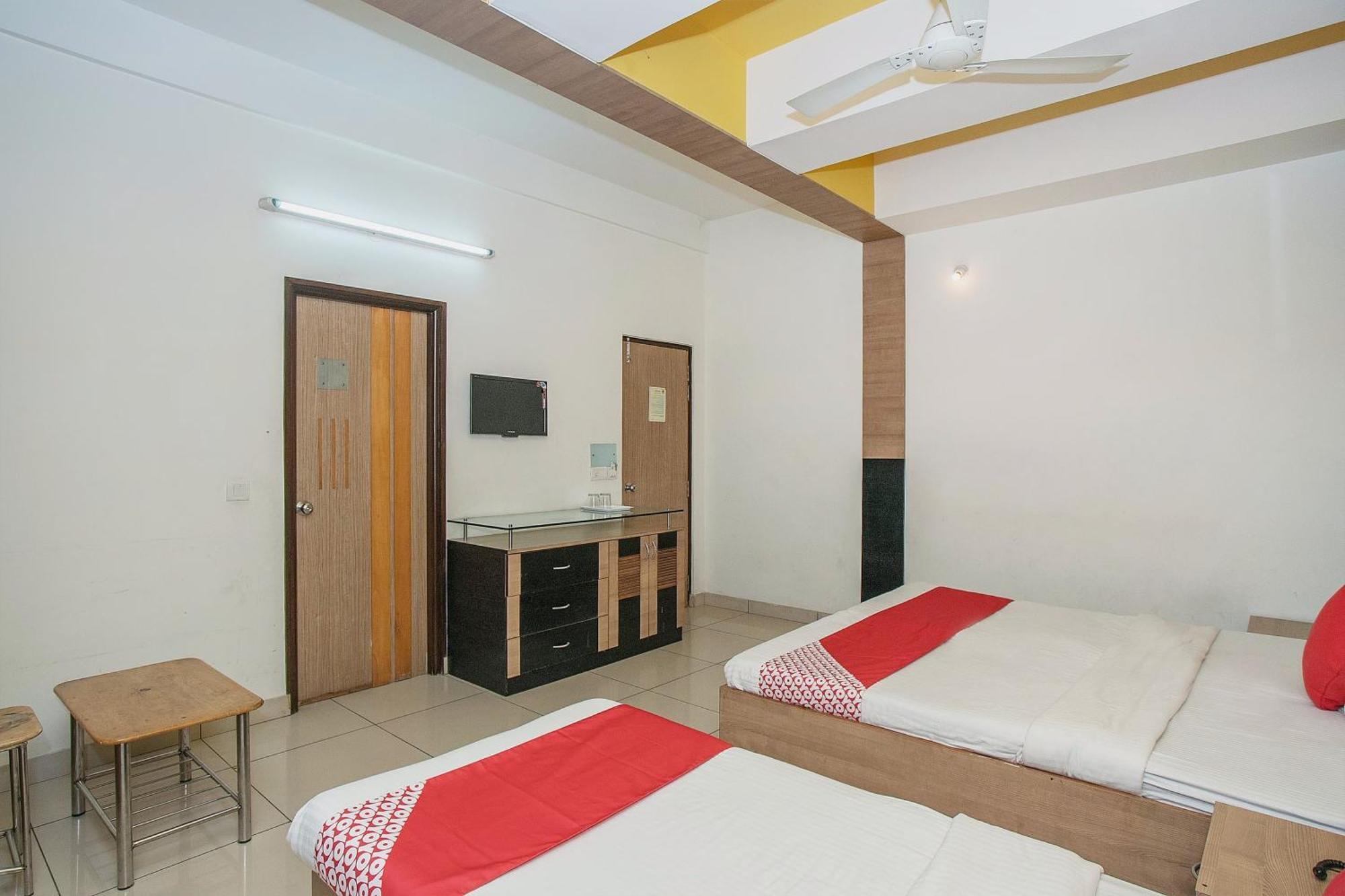 Hotel O Abhimaani Comforts