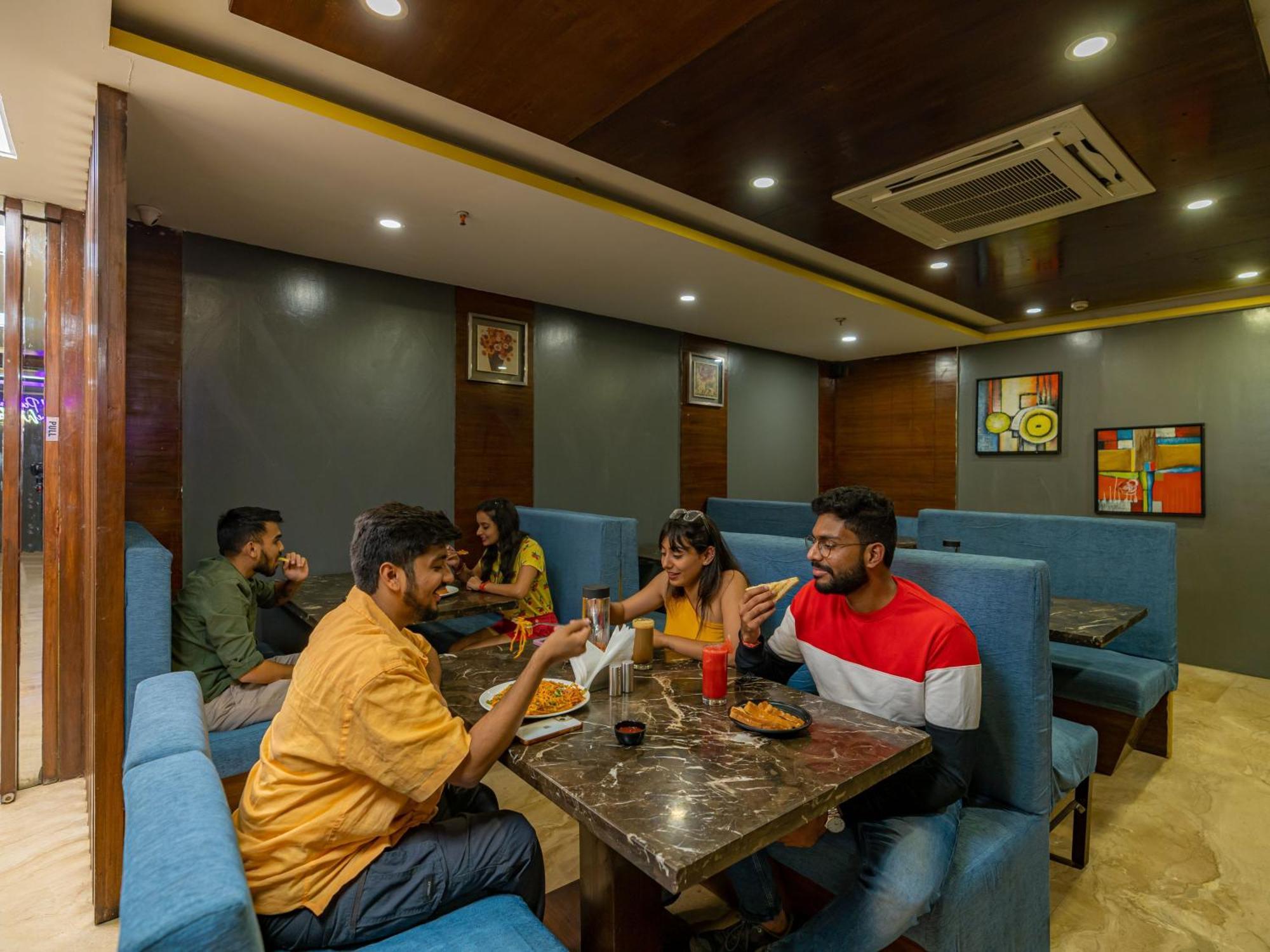 The Bangalore, Brigade Road Albergue Bangalore