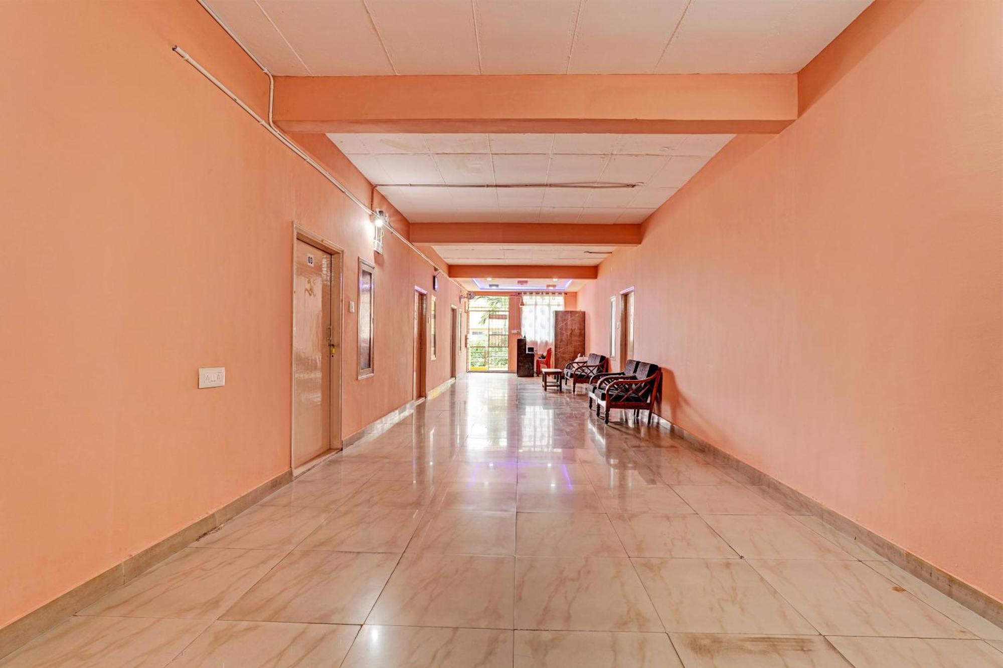 Hotel Super Collection O Druvi Corporate 3*