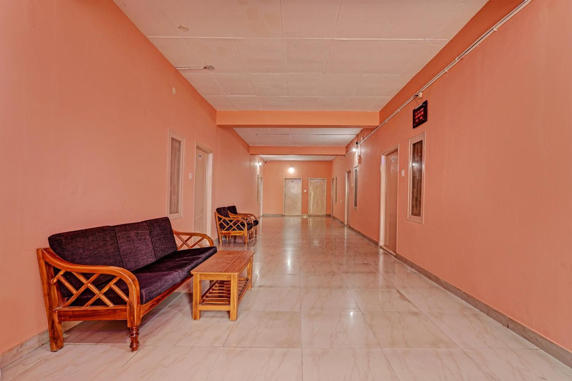 Super Collection O Druvi Corporate Bangalore