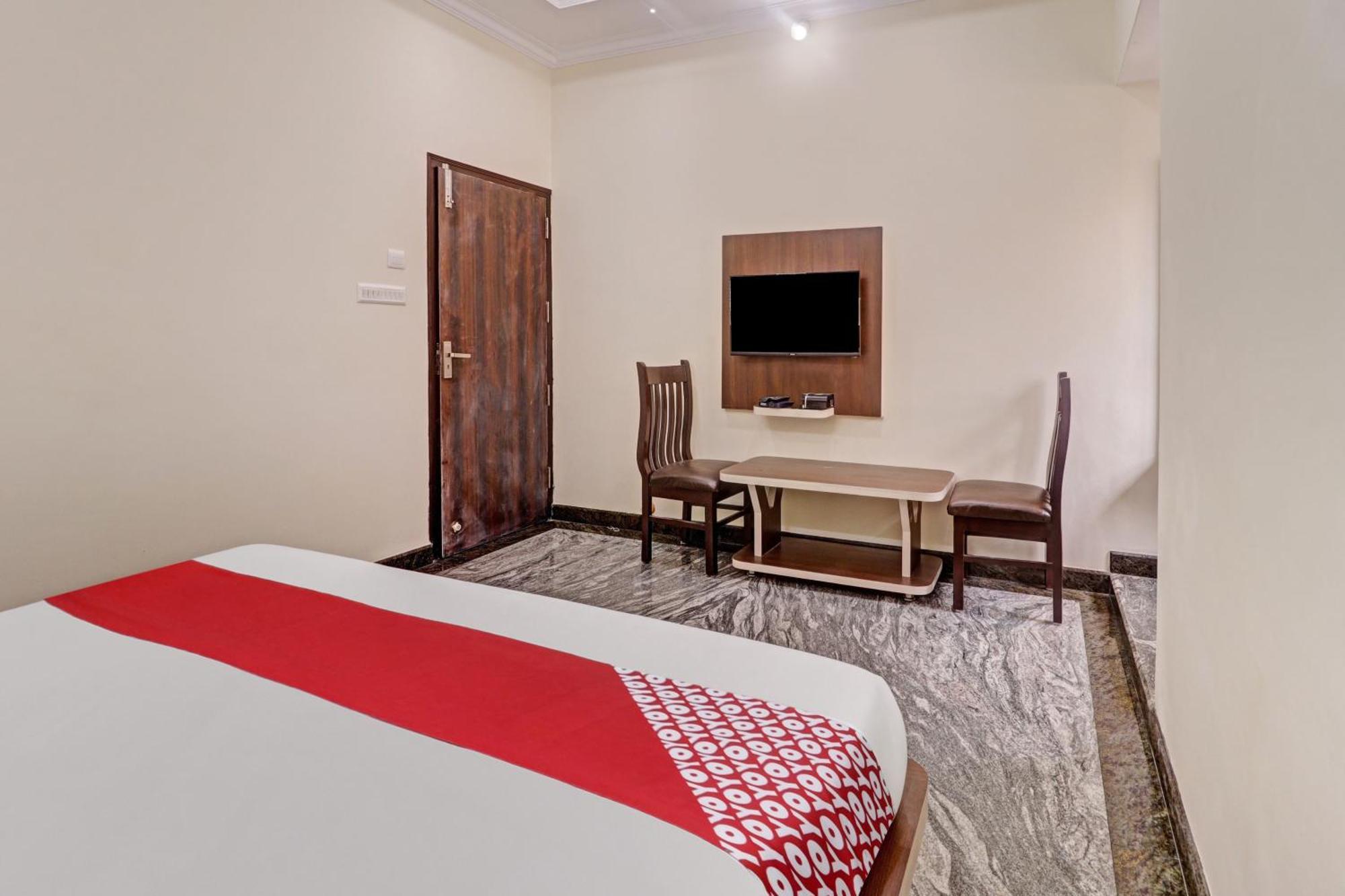 Hotel Collection O Ashraya Paradise Bangalore