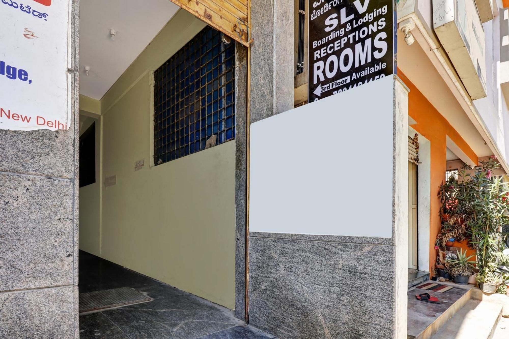 O S.l.v Boarding & Hotel