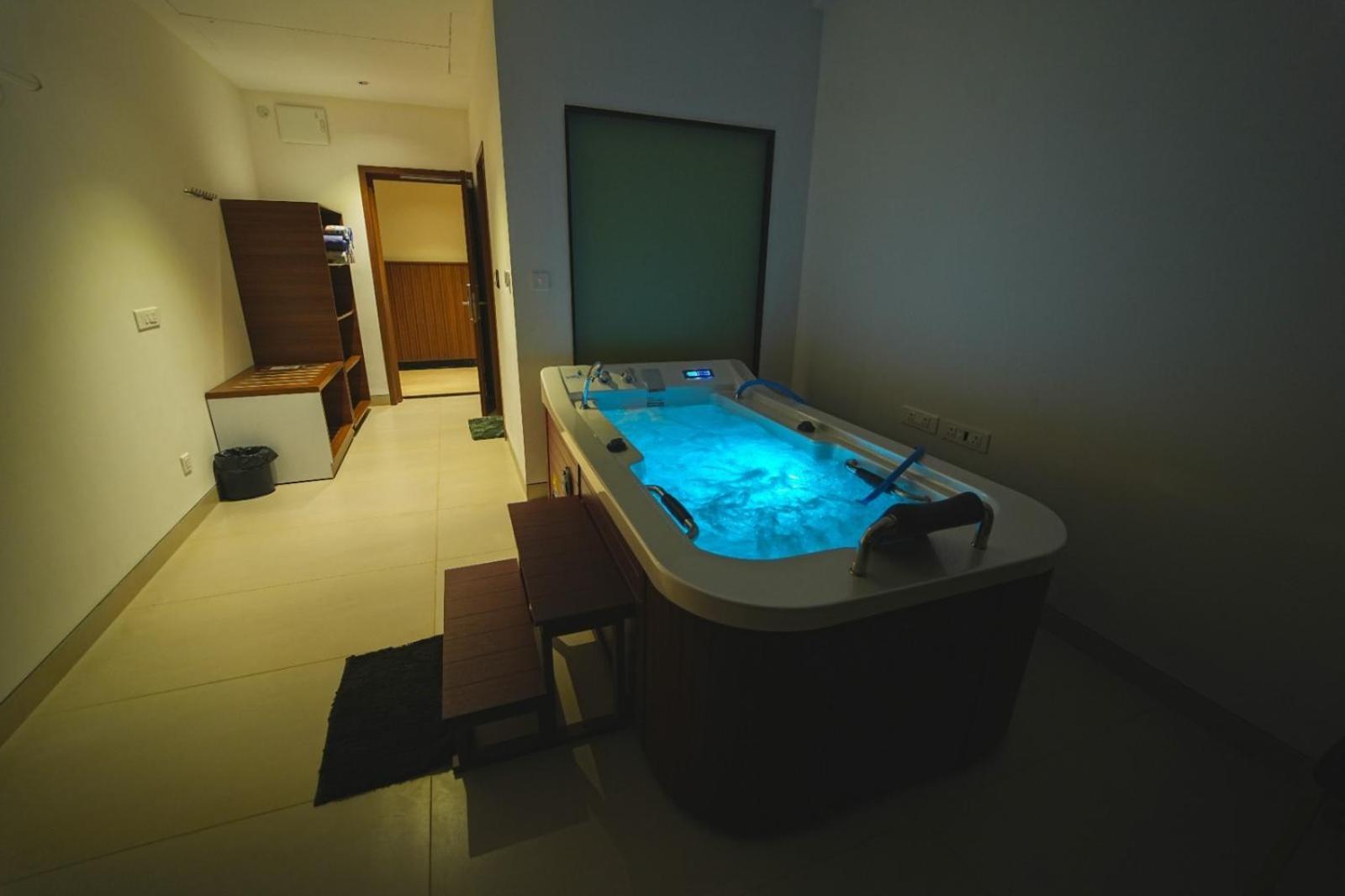 Hotel Highland Bangalore