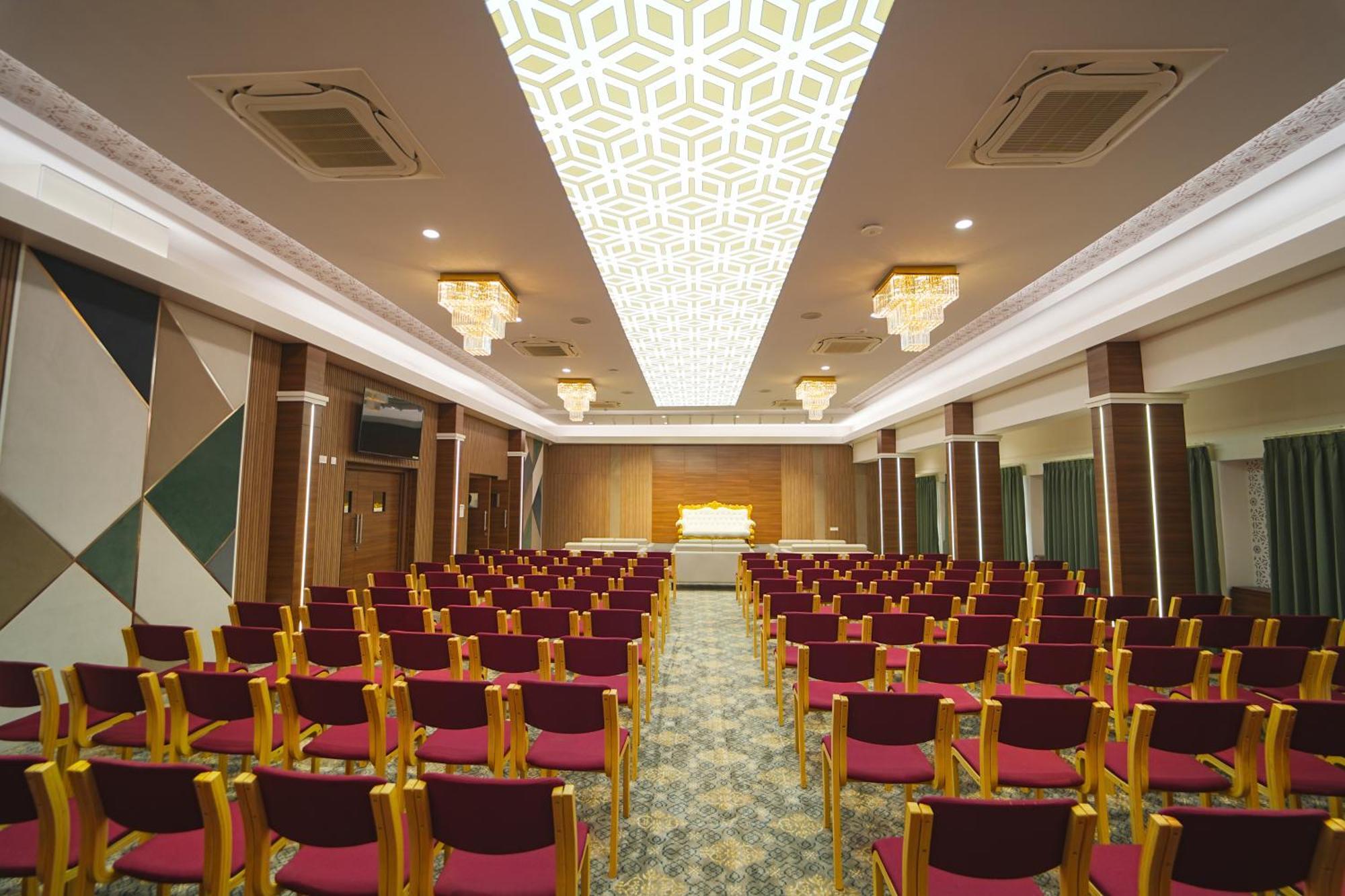 Highland 4* Bangalore