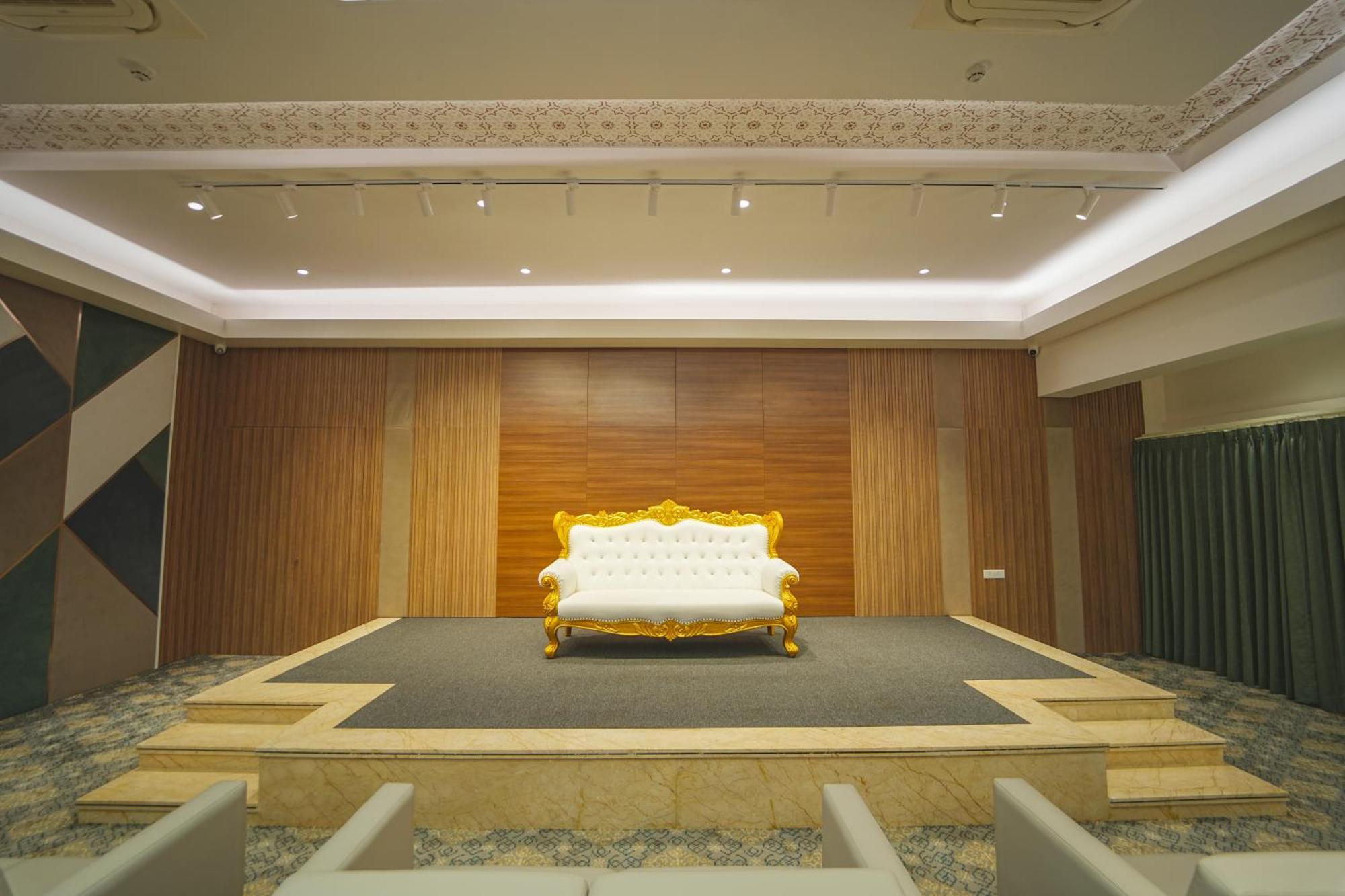 Highland Hotel Bangalore