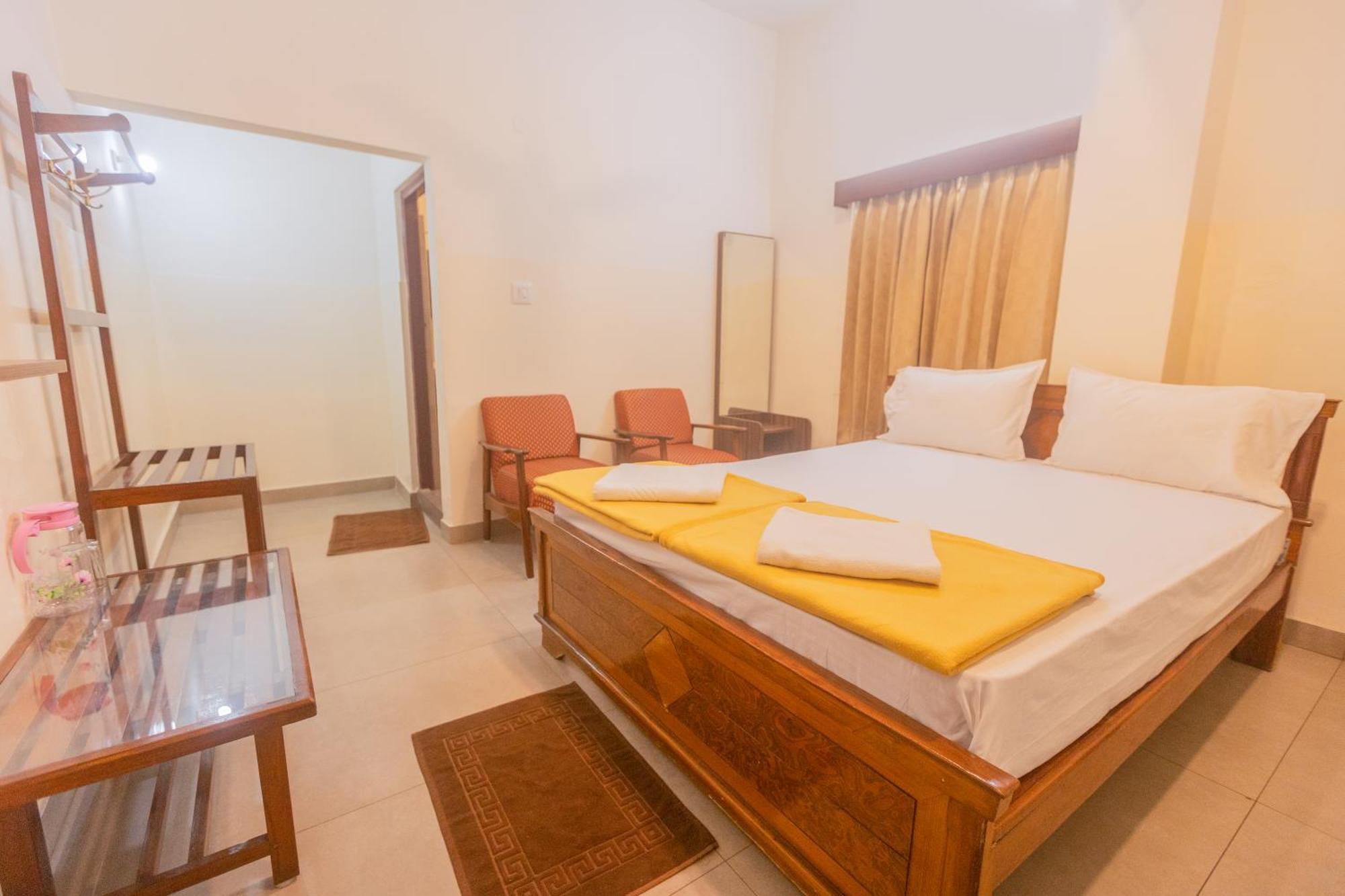 Sri Ramakrishna 4*