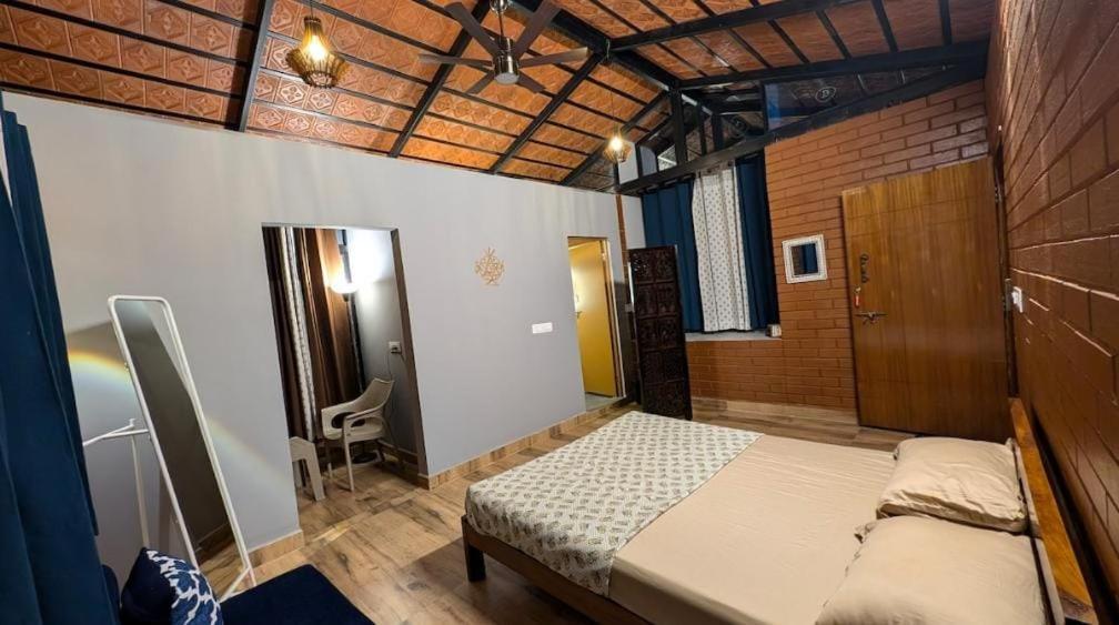Farm stay Eeshaavasya