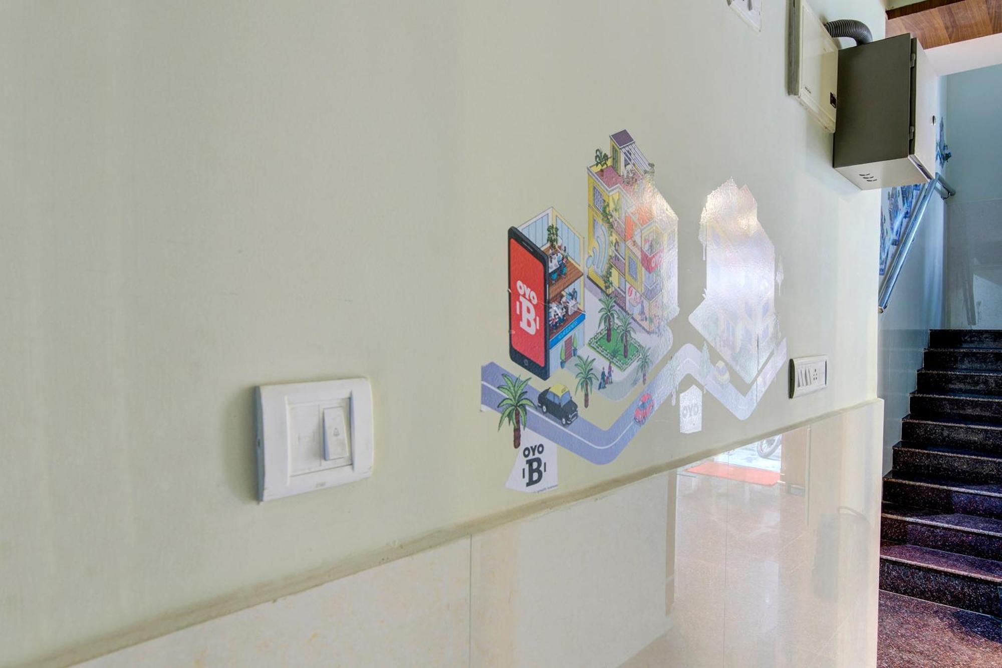 Hotel O Varcity Plaza