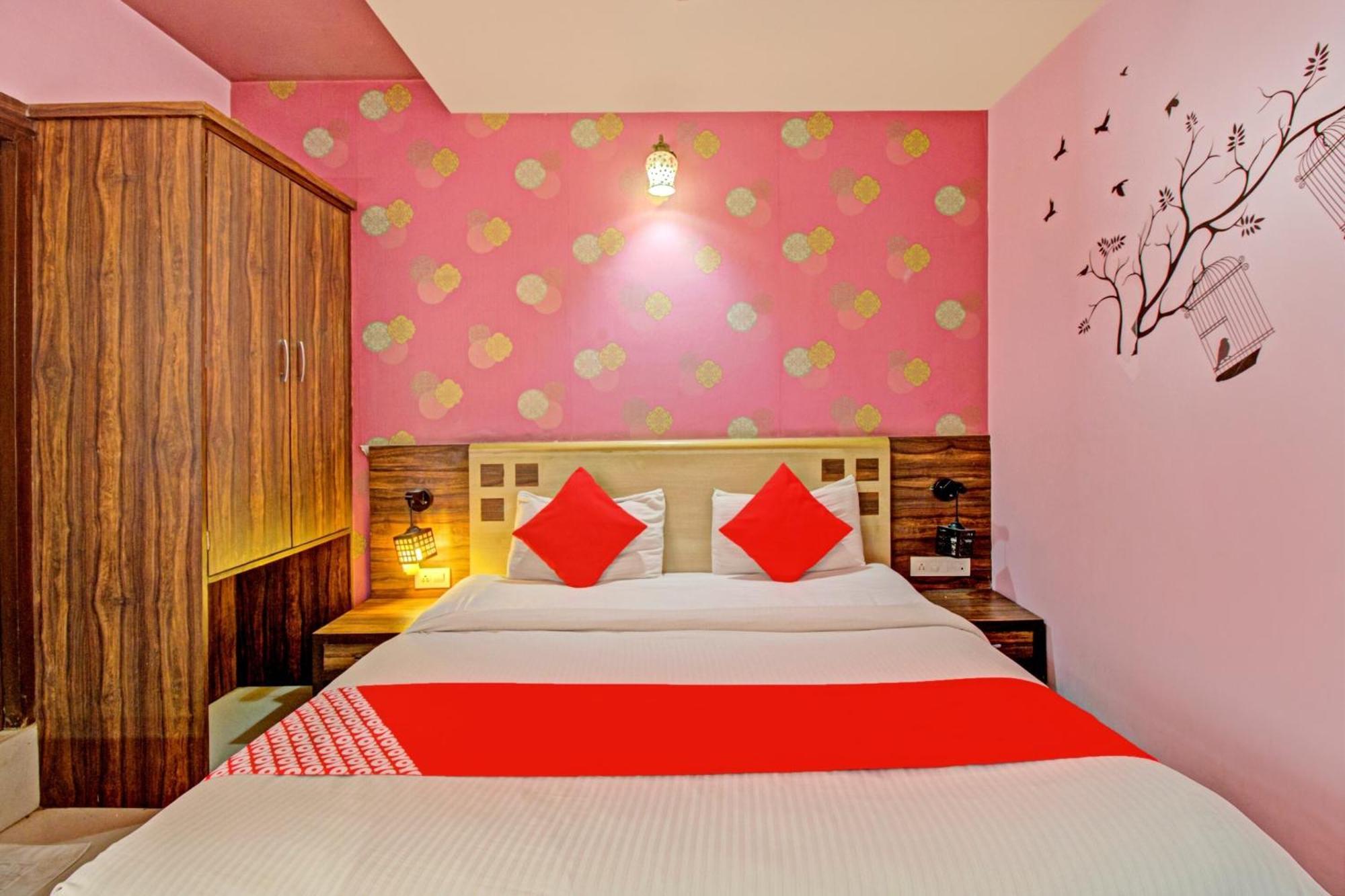 O Royal Shades Hotel Bangalore
