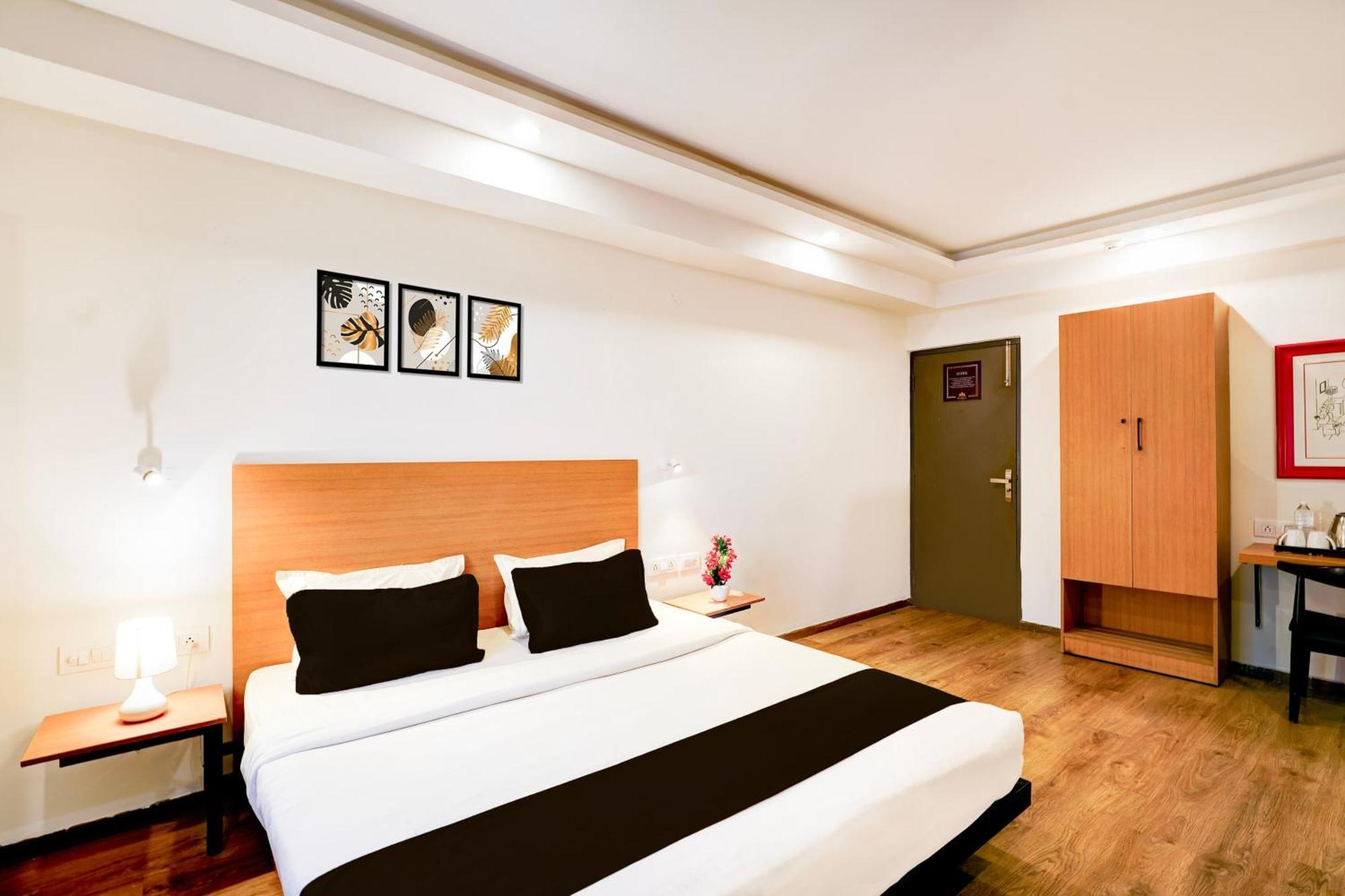 Super Townhouse Jayanagar Hotel 4*