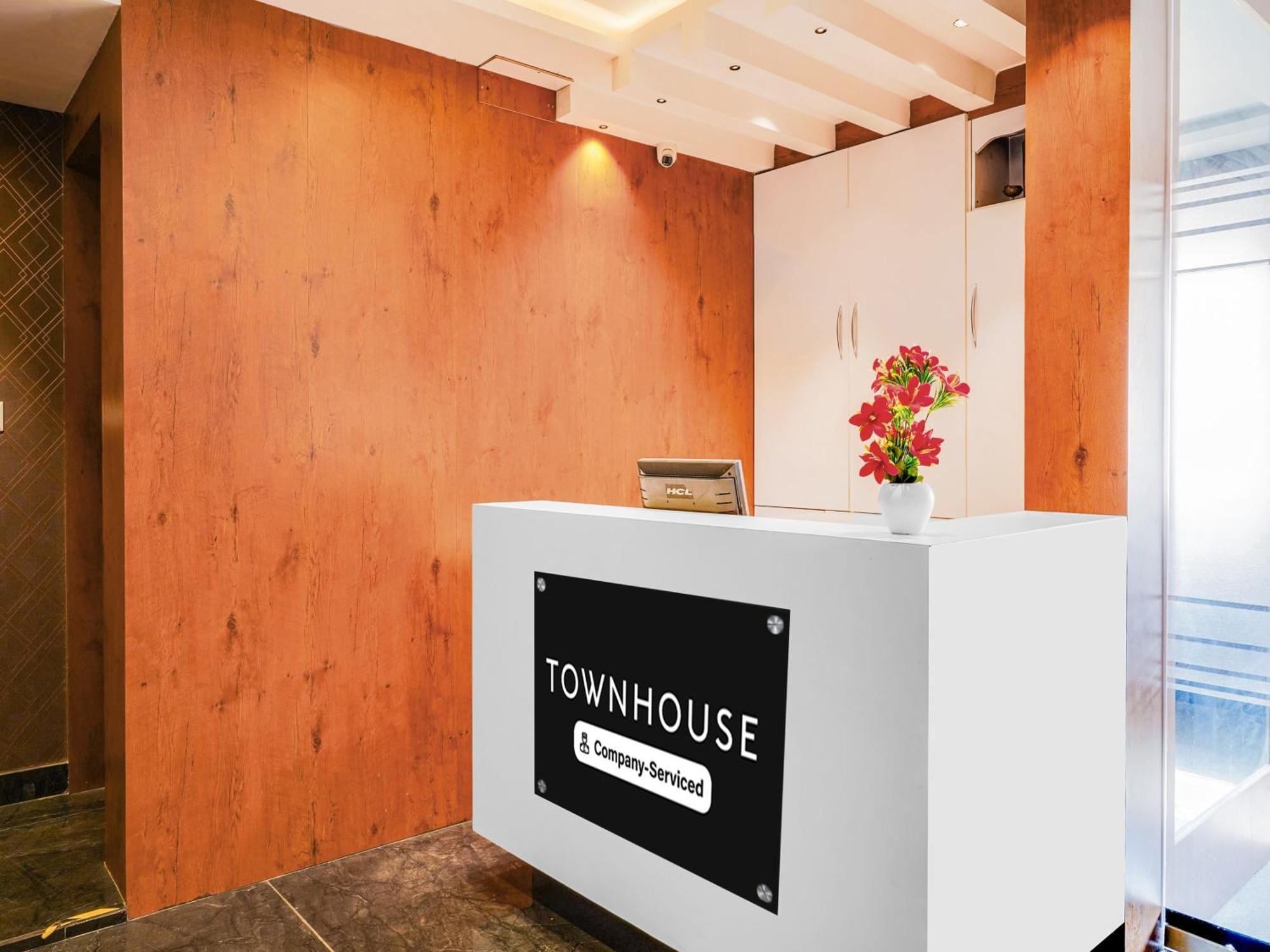 Hotel Super Townhouse Ramamurthy Nagar West Formerly Phoenix 3*