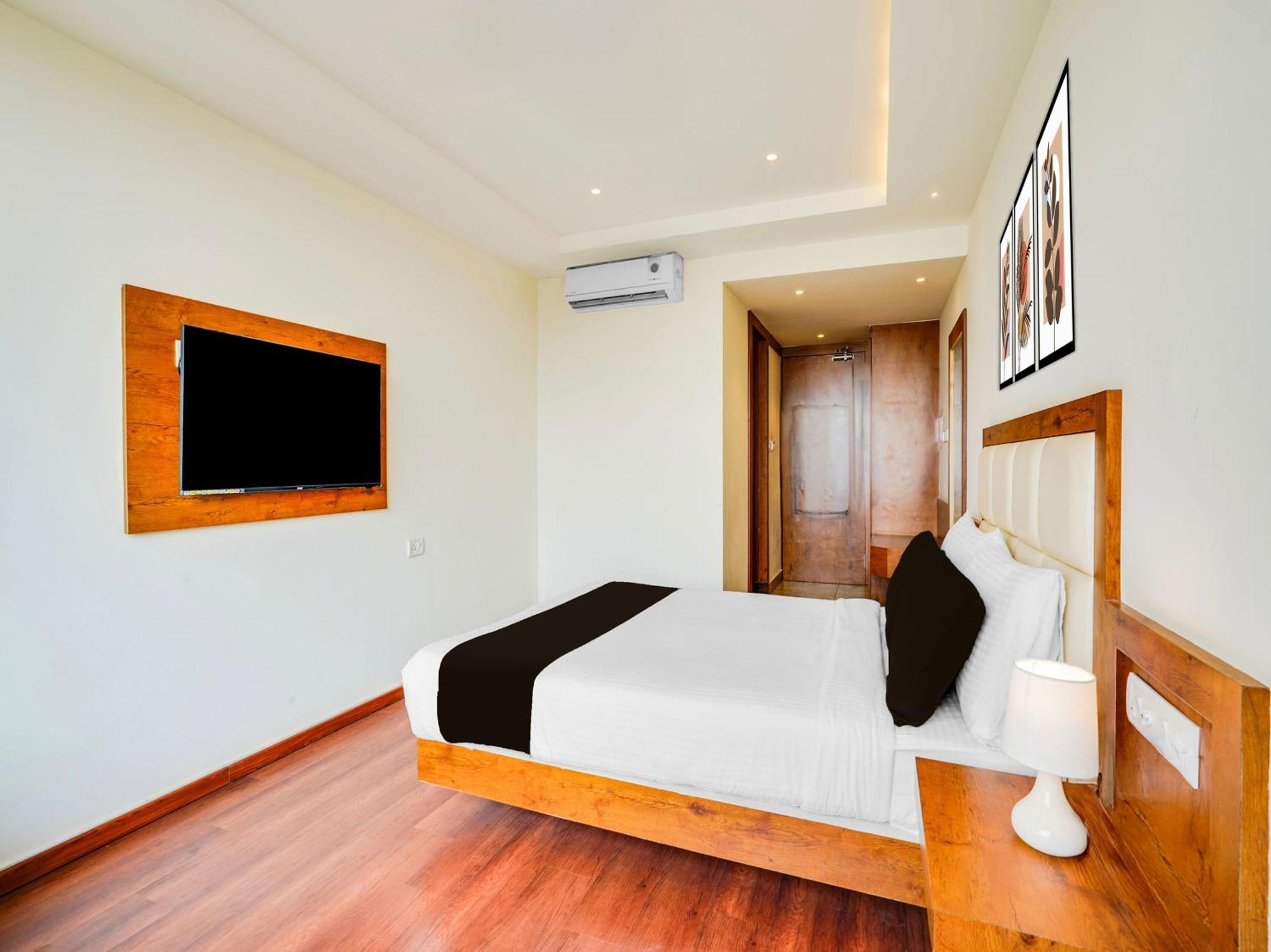 Super Townhouse Ramamurthy Nagar West Formerly Phoenix 3*