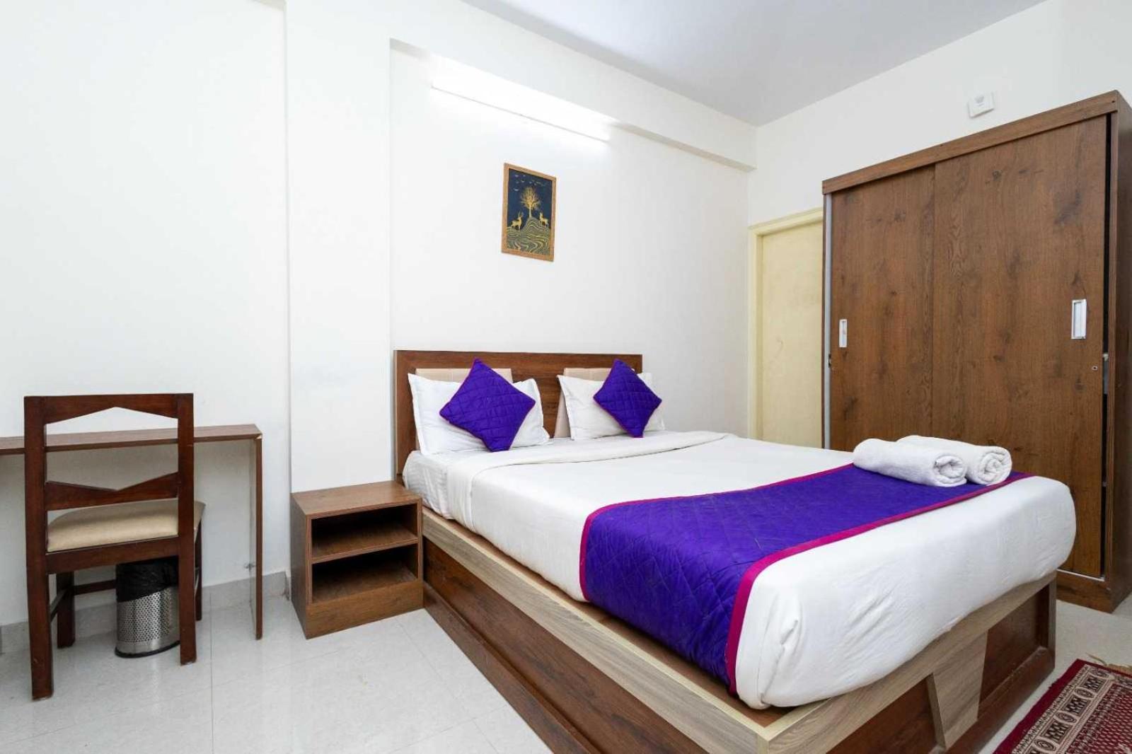 Hotel O Veritas Grand