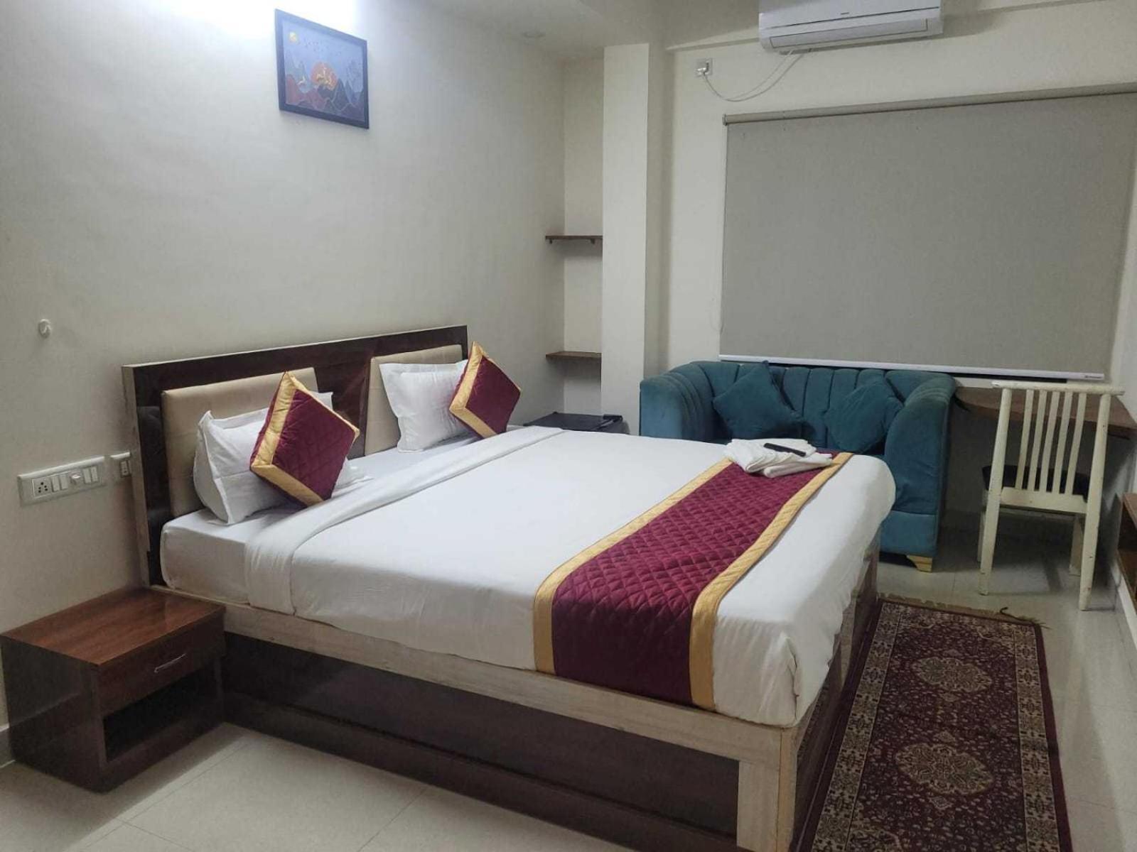 O Veritas Grand Hotel 3*