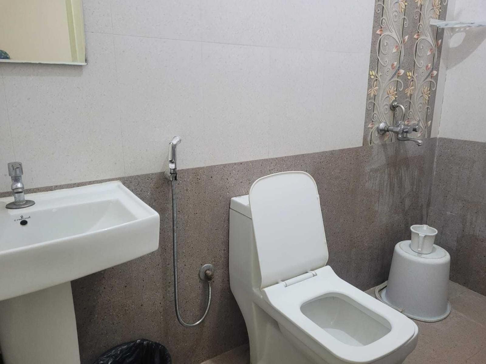 Hotel O Veritas Grand Bangalore