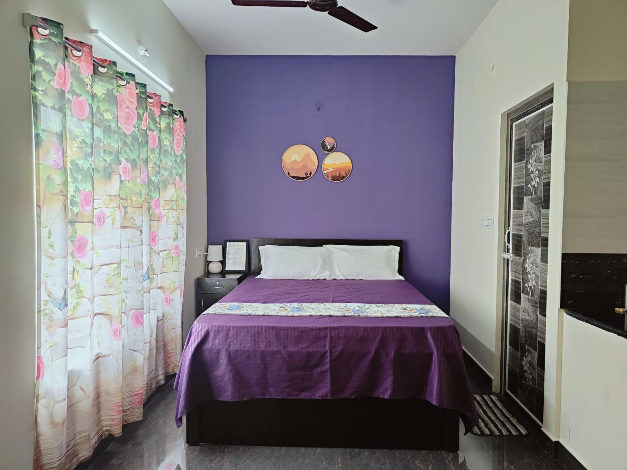 Guest house Samuels Comfort Homes *