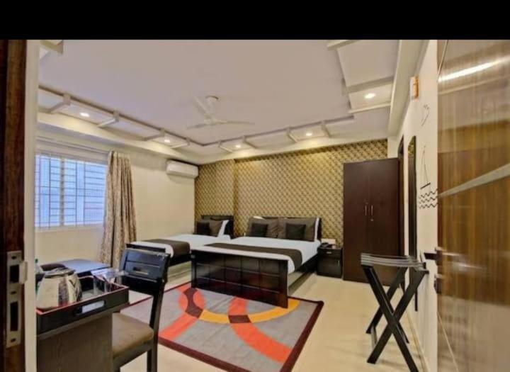 Amazing Hotel