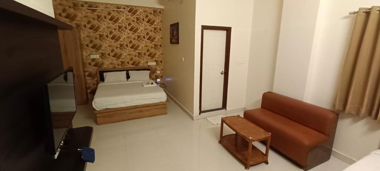 Grand Vista Apartment
