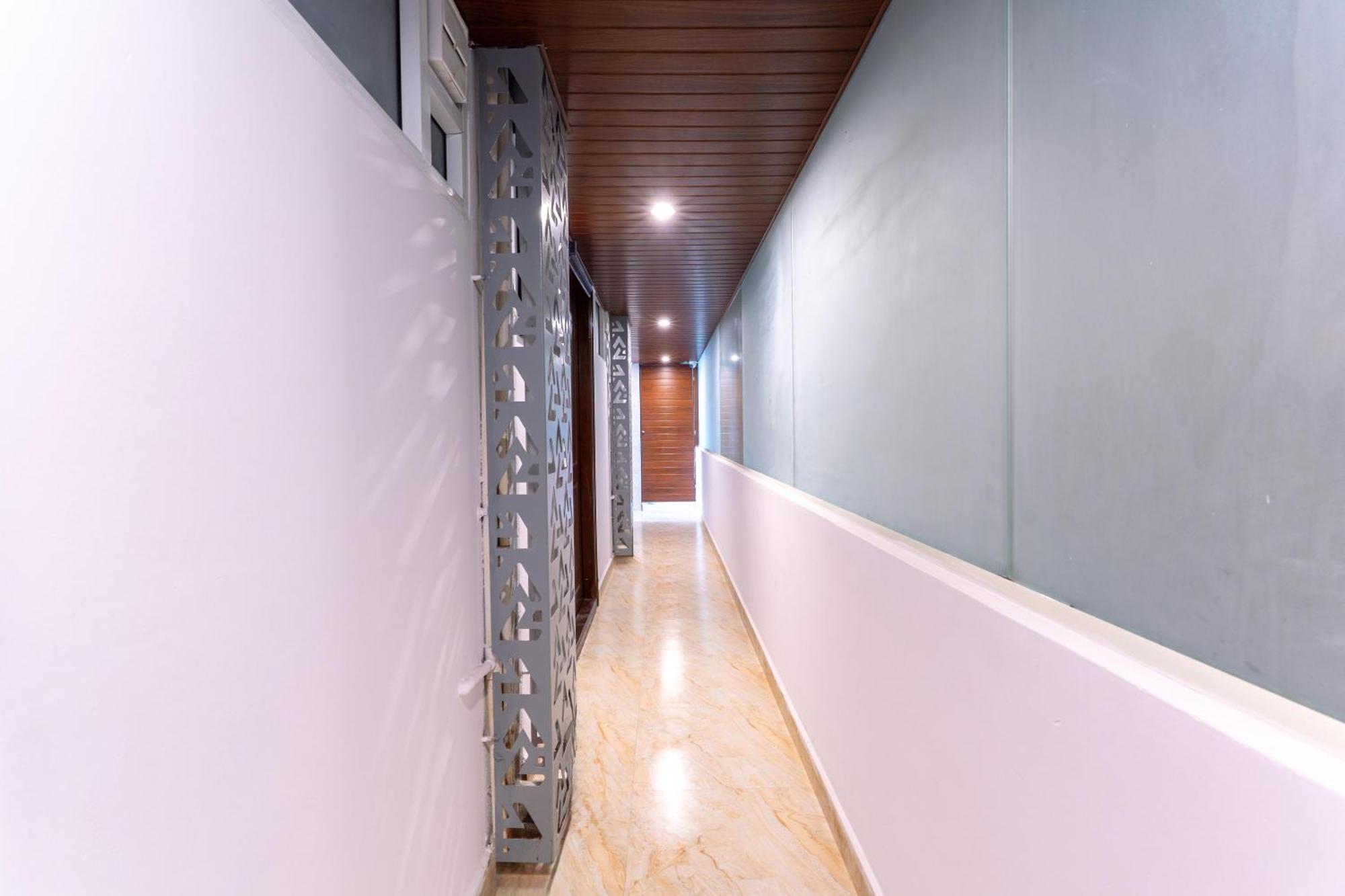 Hotel Treebo Emirates Indiranagar
