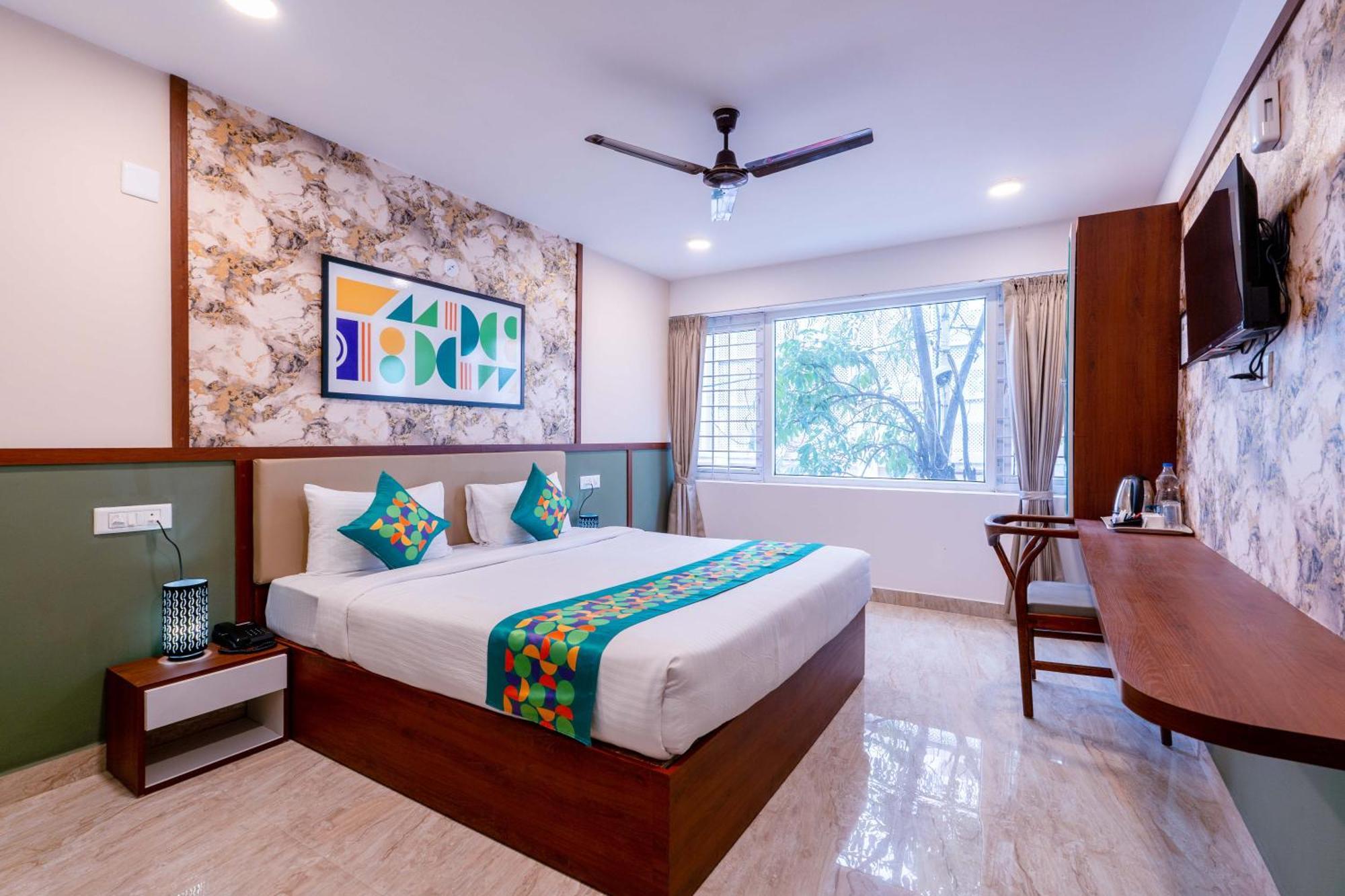 Treebo Emirates Indiranagar Hotel 3*