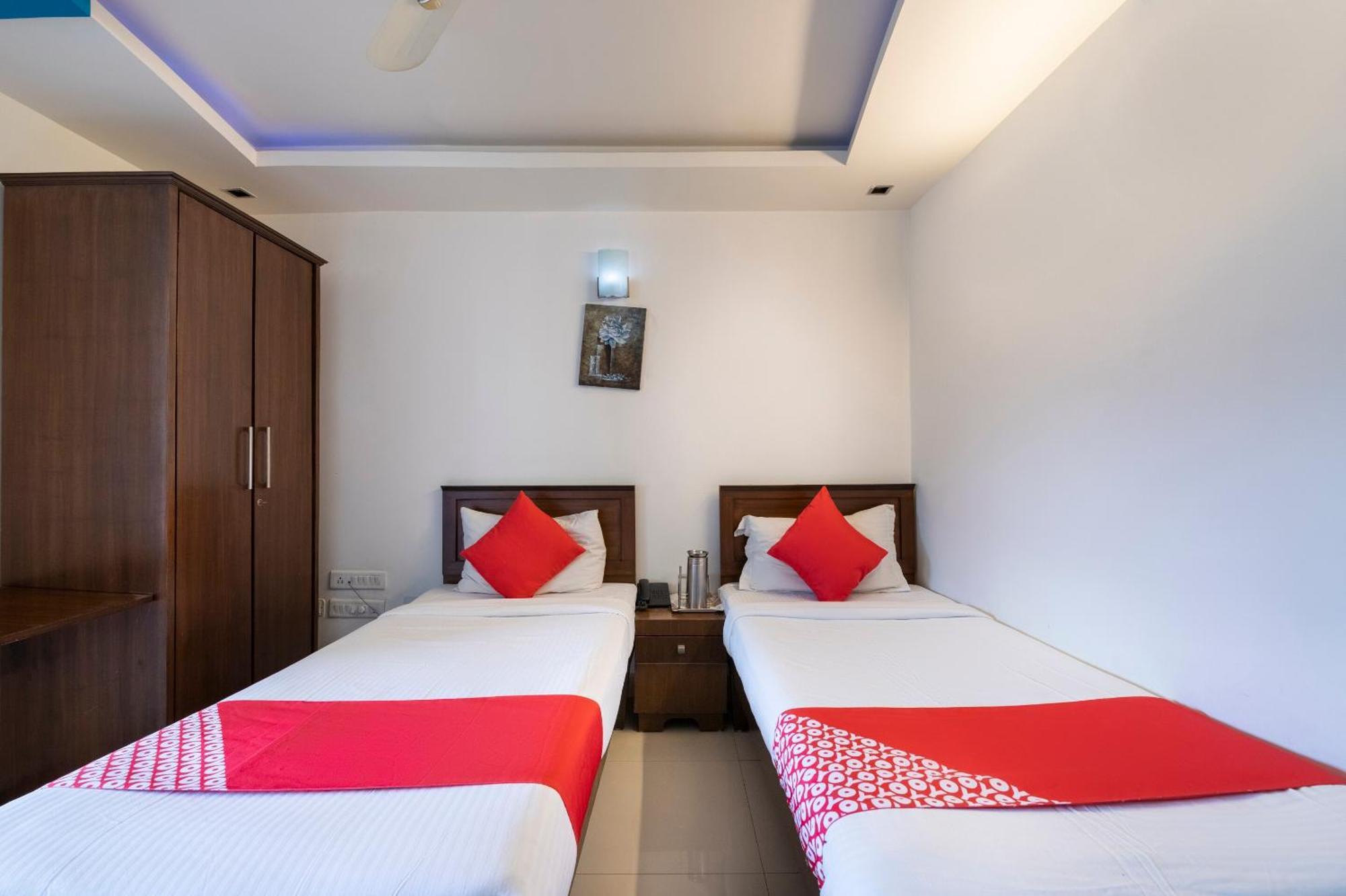 71863 The Red Velvet Opposite Novel Office Marathahalli Bridge. 3*