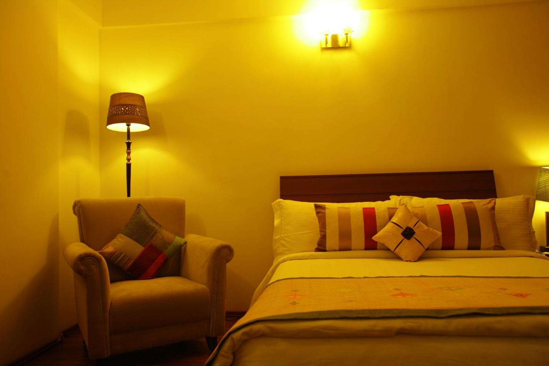 Hotel Justa Off Mg Road 4*